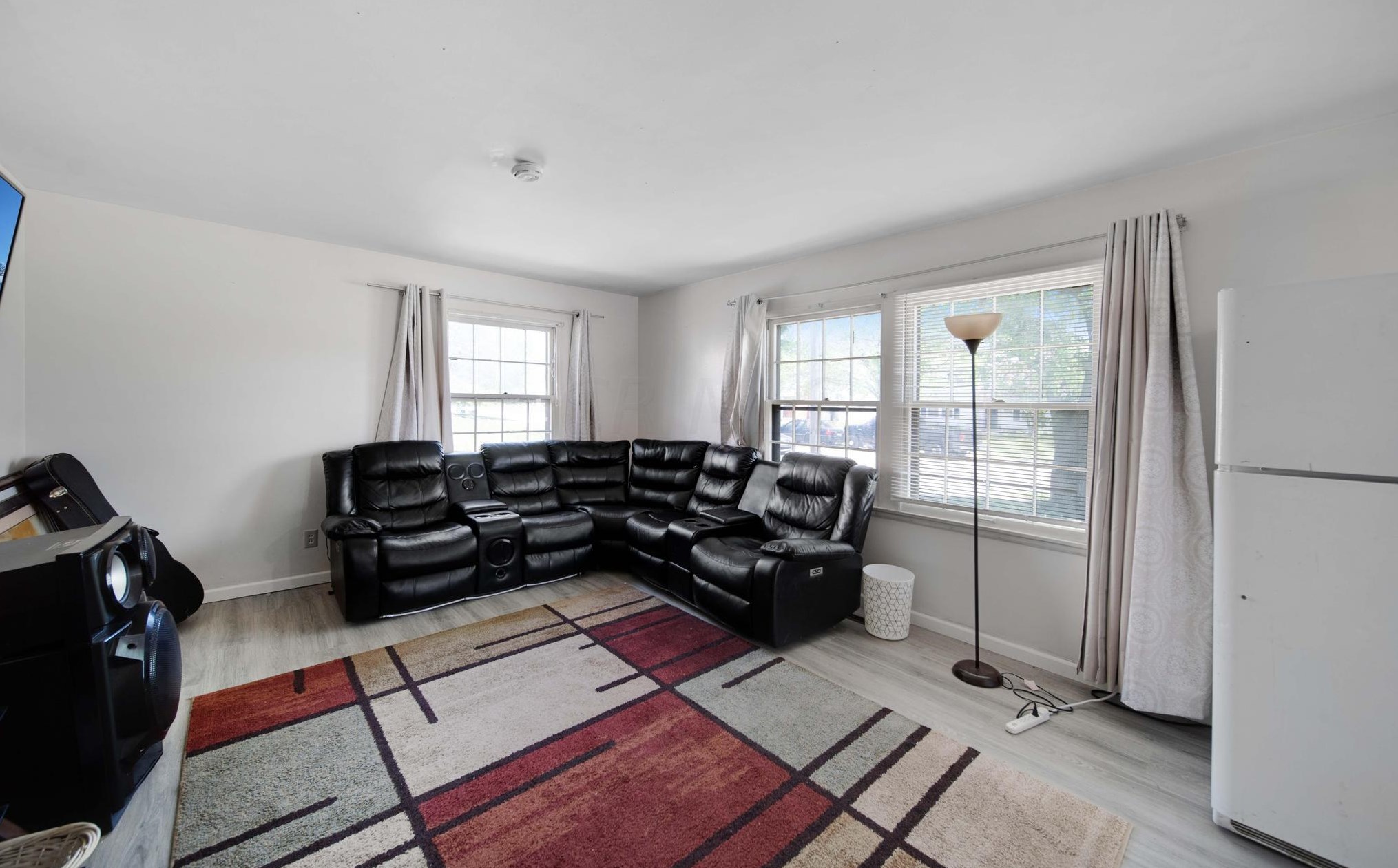 367 Weymouth Ln, Columbus OH  43228-1333 exterior