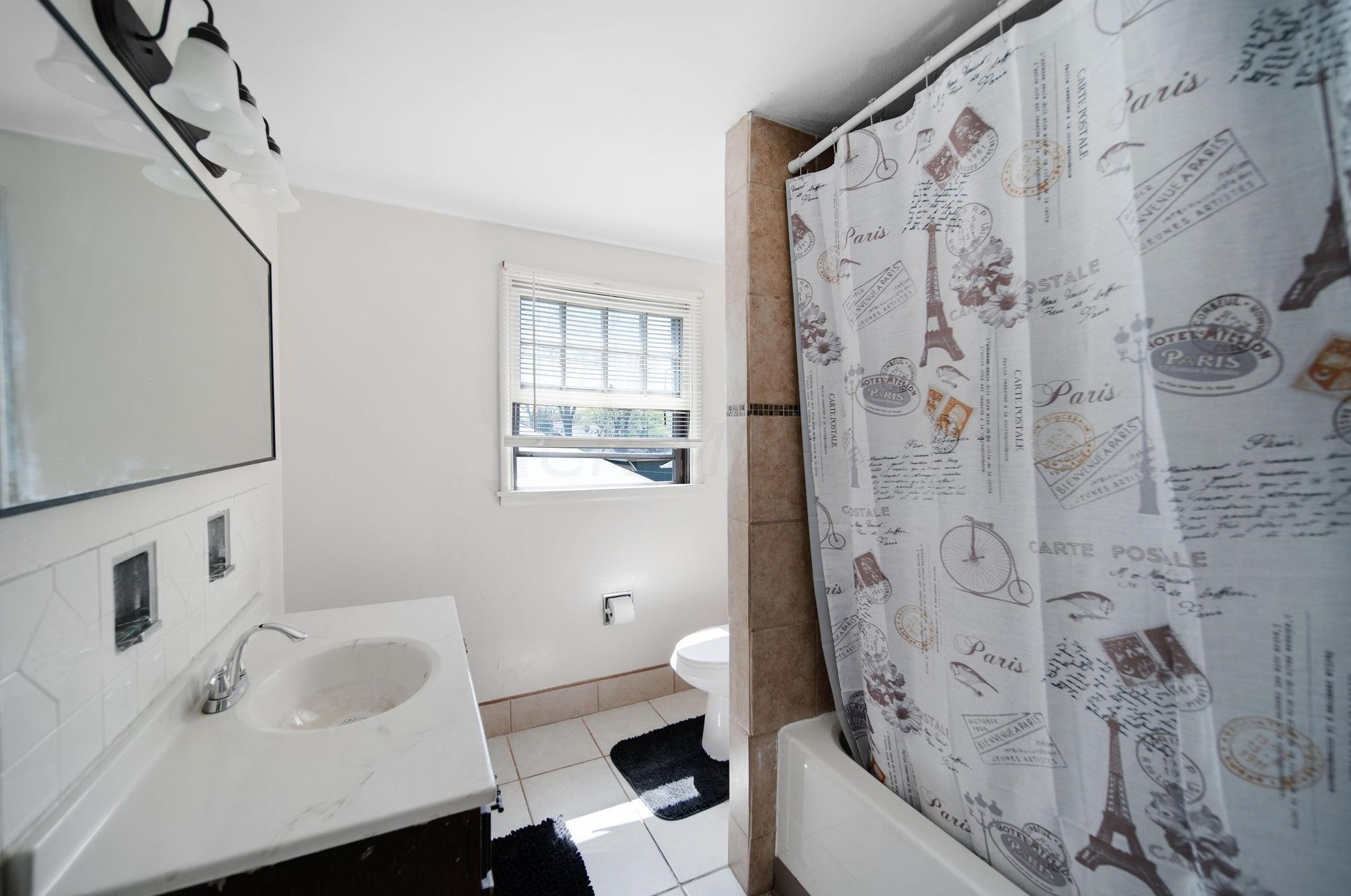 367 Weymouth Ln, Columbus OH  43228-1333 exterior