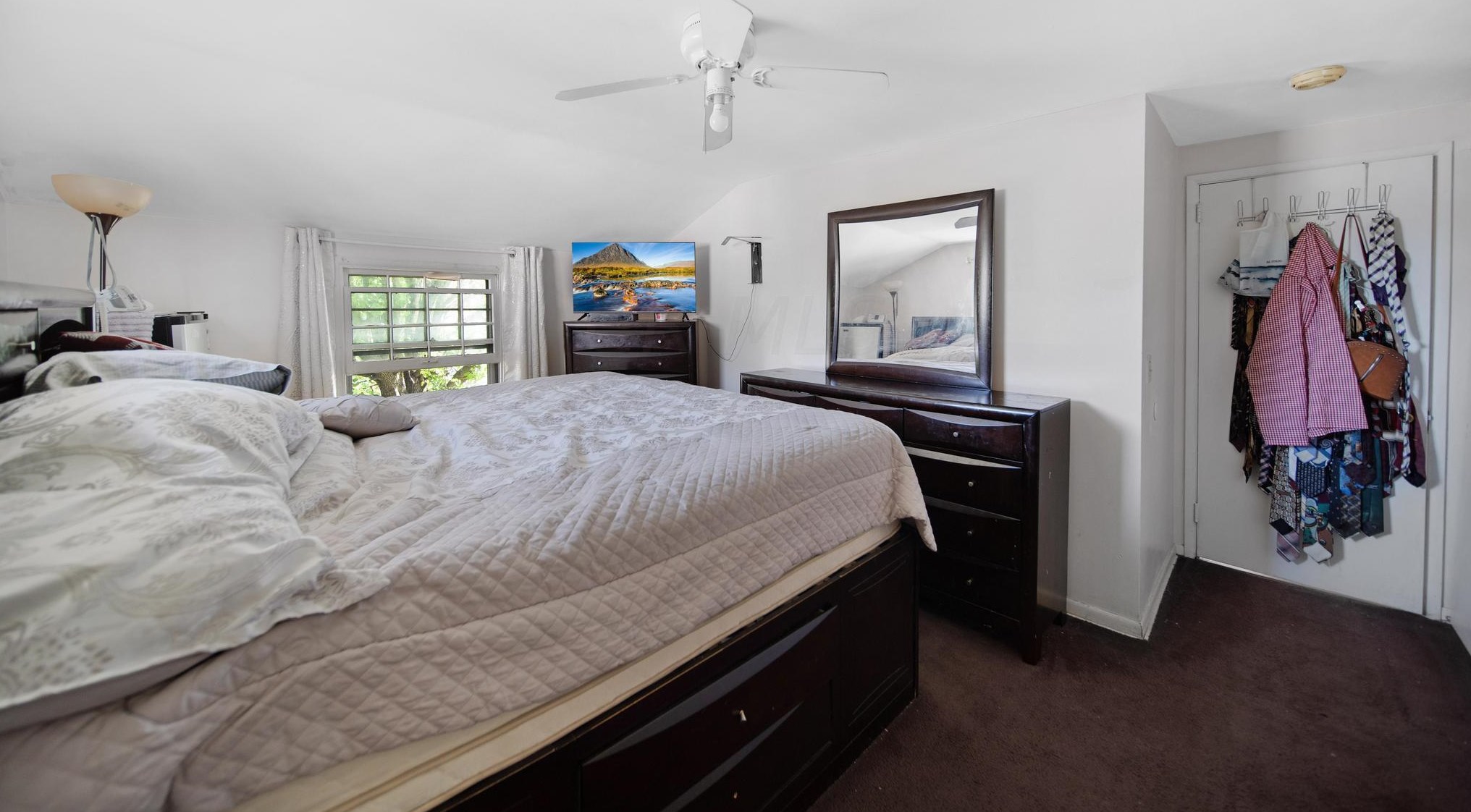 367 Weymouth Ln, Columbus OH  43228-1333 exterior