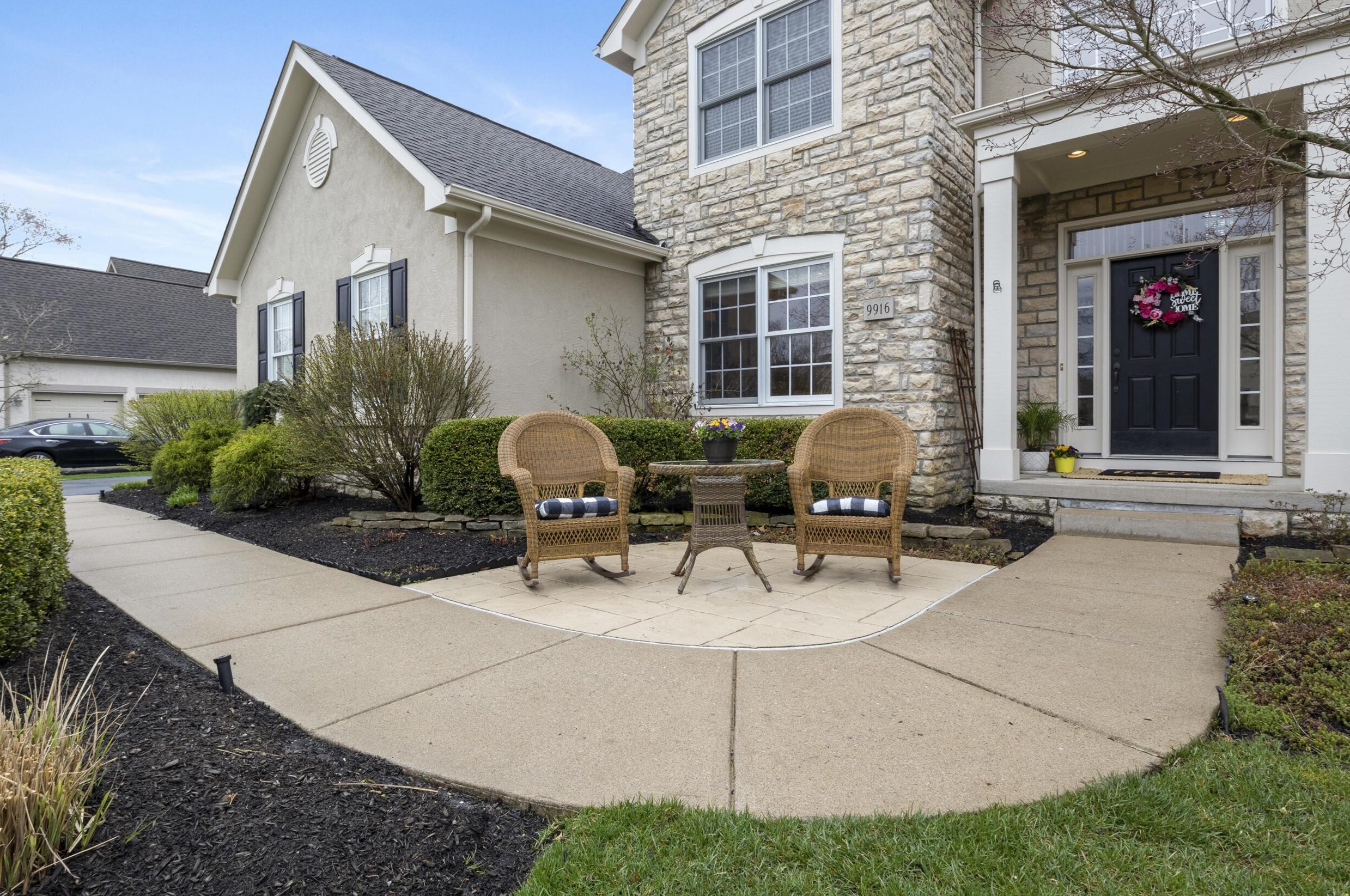9916 Glasgow Ct, Dublin, OH 43017-8903