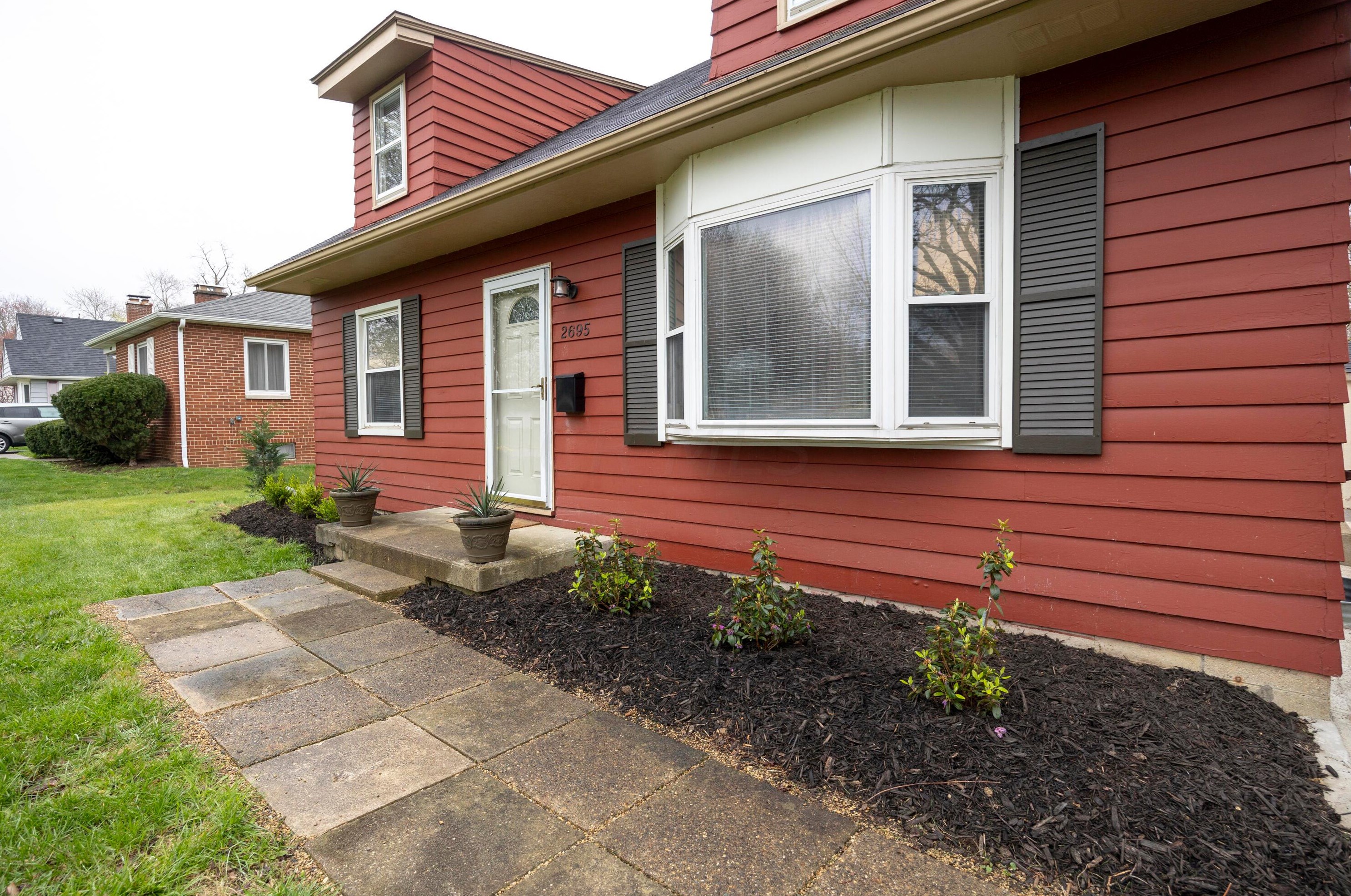 2695 Edgevale Rd, Columbus, OH 43221