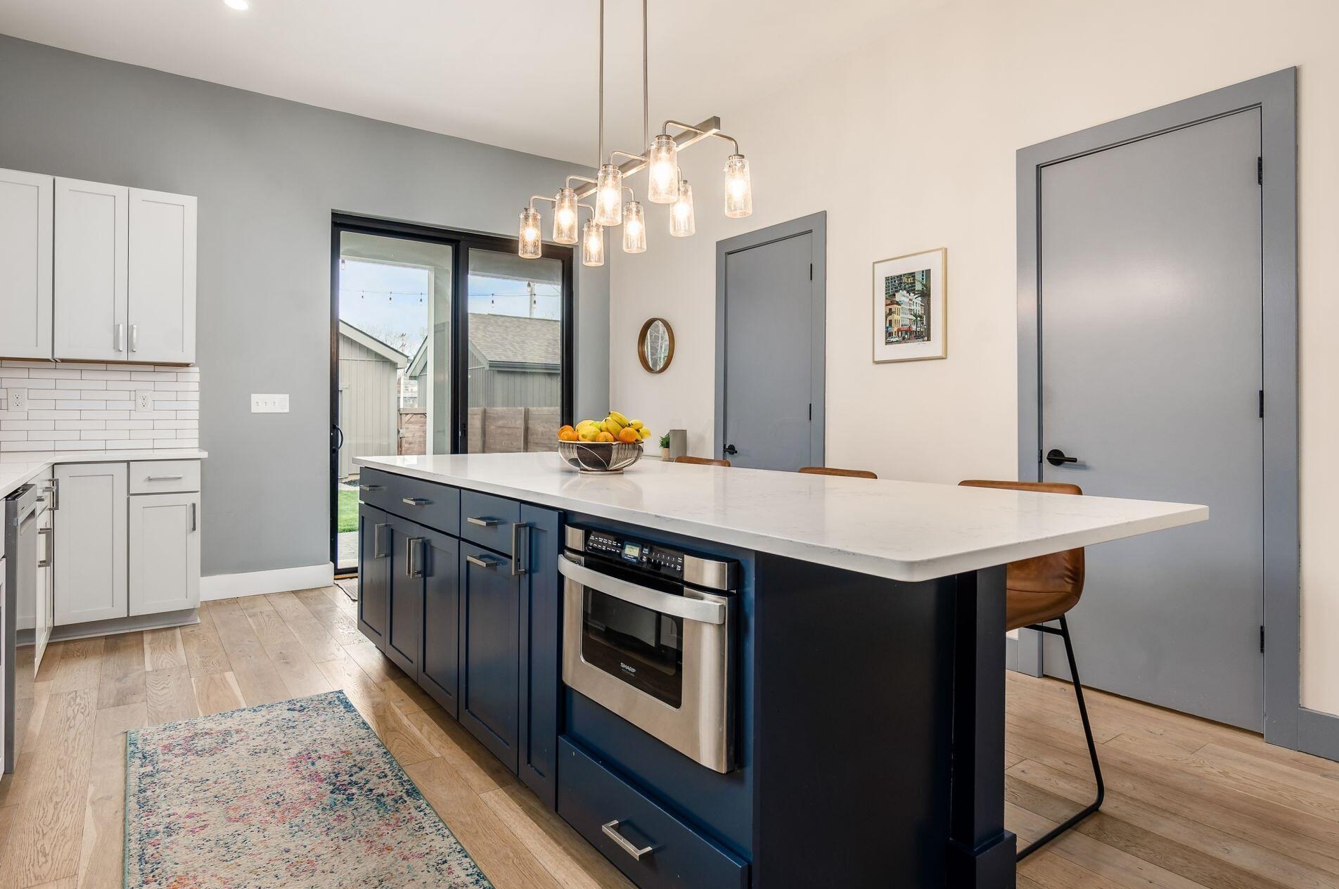 210 Ohio Ave, Columbus OH  43203-1568 exterior