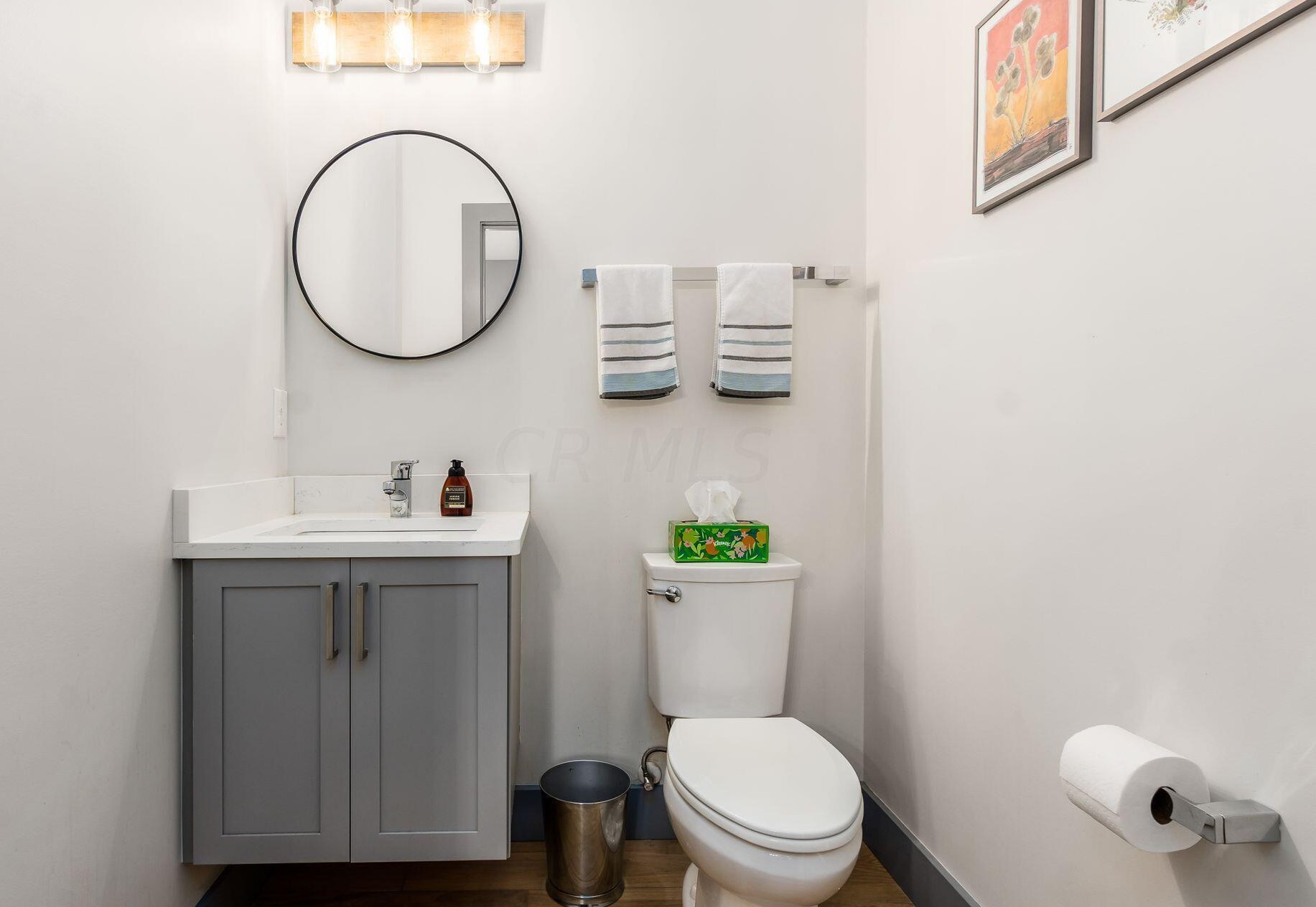 210 Ohio Ave, Columbus OH  43203-1568 exterior