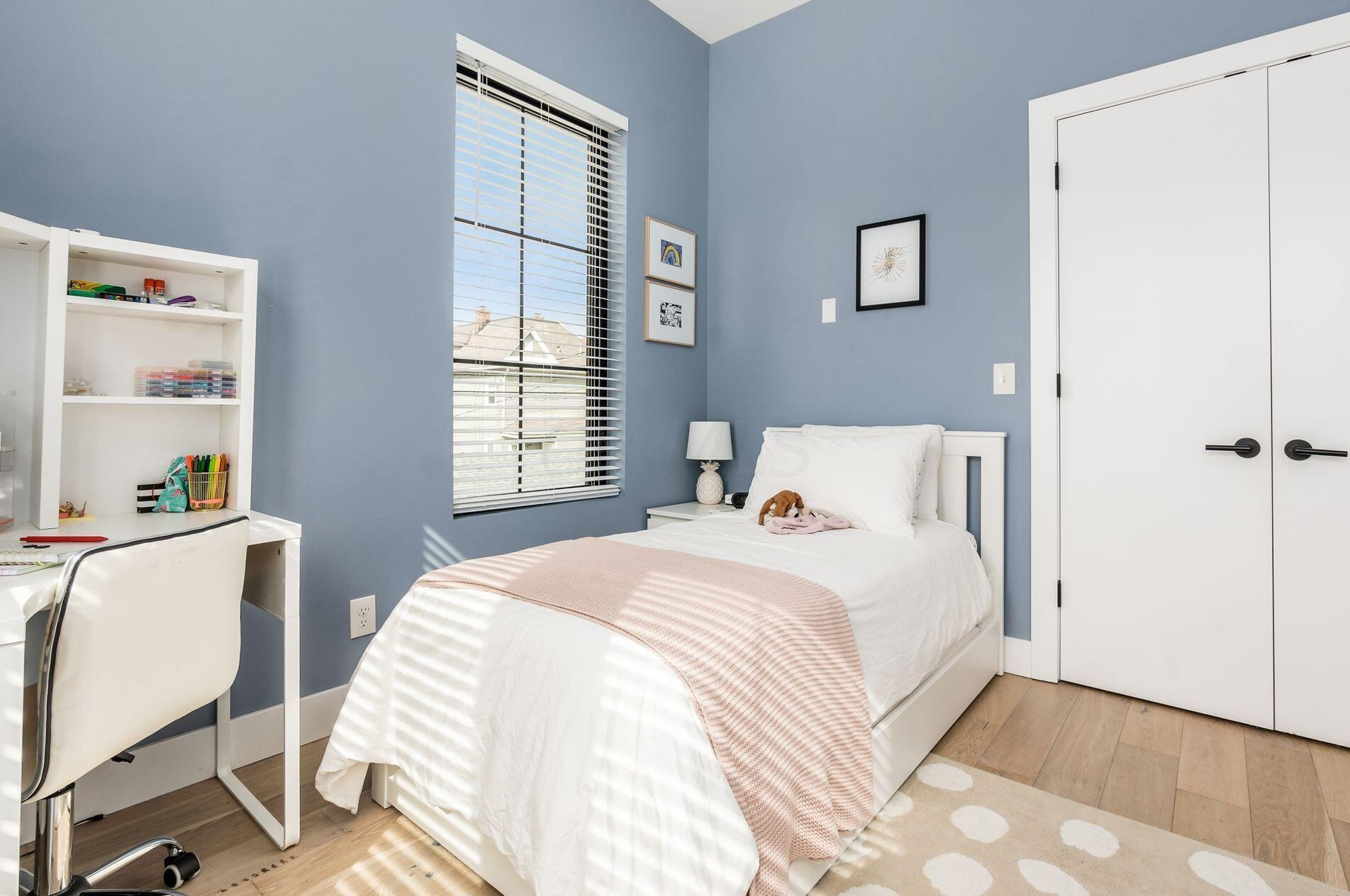 210 Ohio Ave, Columbus OH  43203-1568 exterior