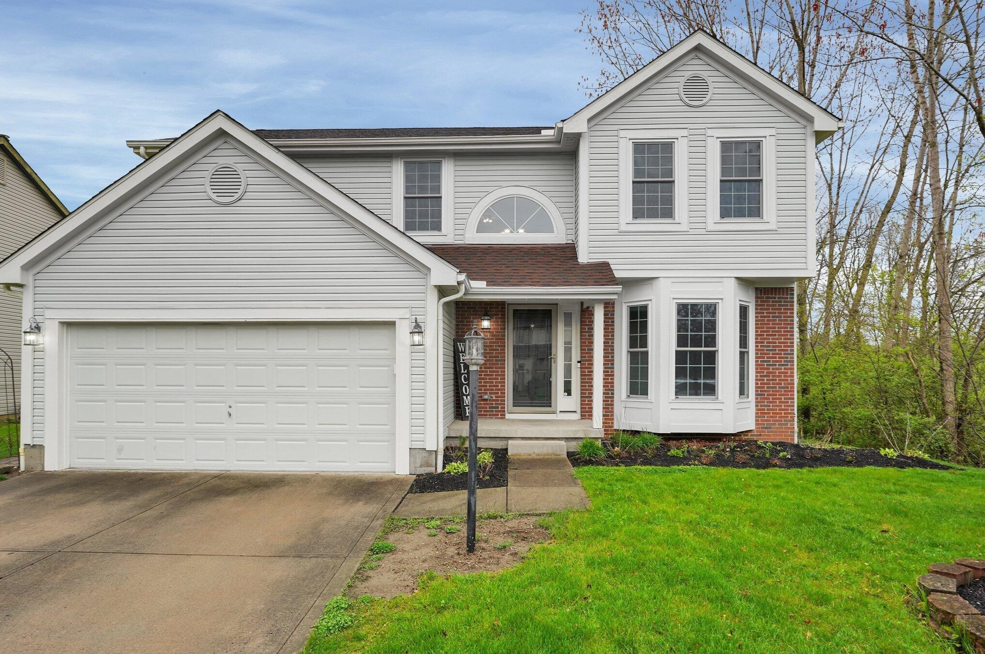 290 Pruden Dr, Pickerington, OH 43147