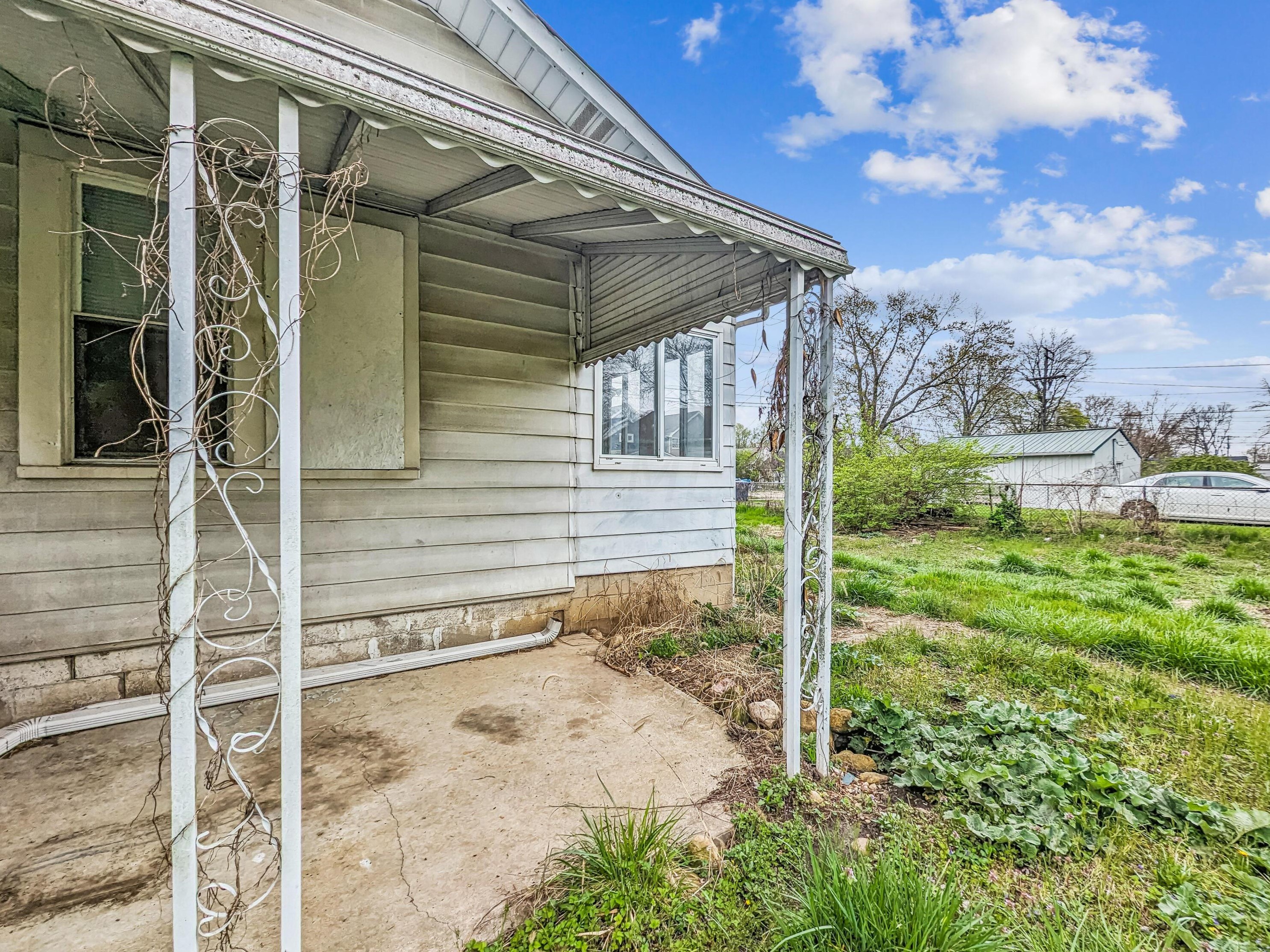 122 Schultz Ave, Columbus, OH 43222