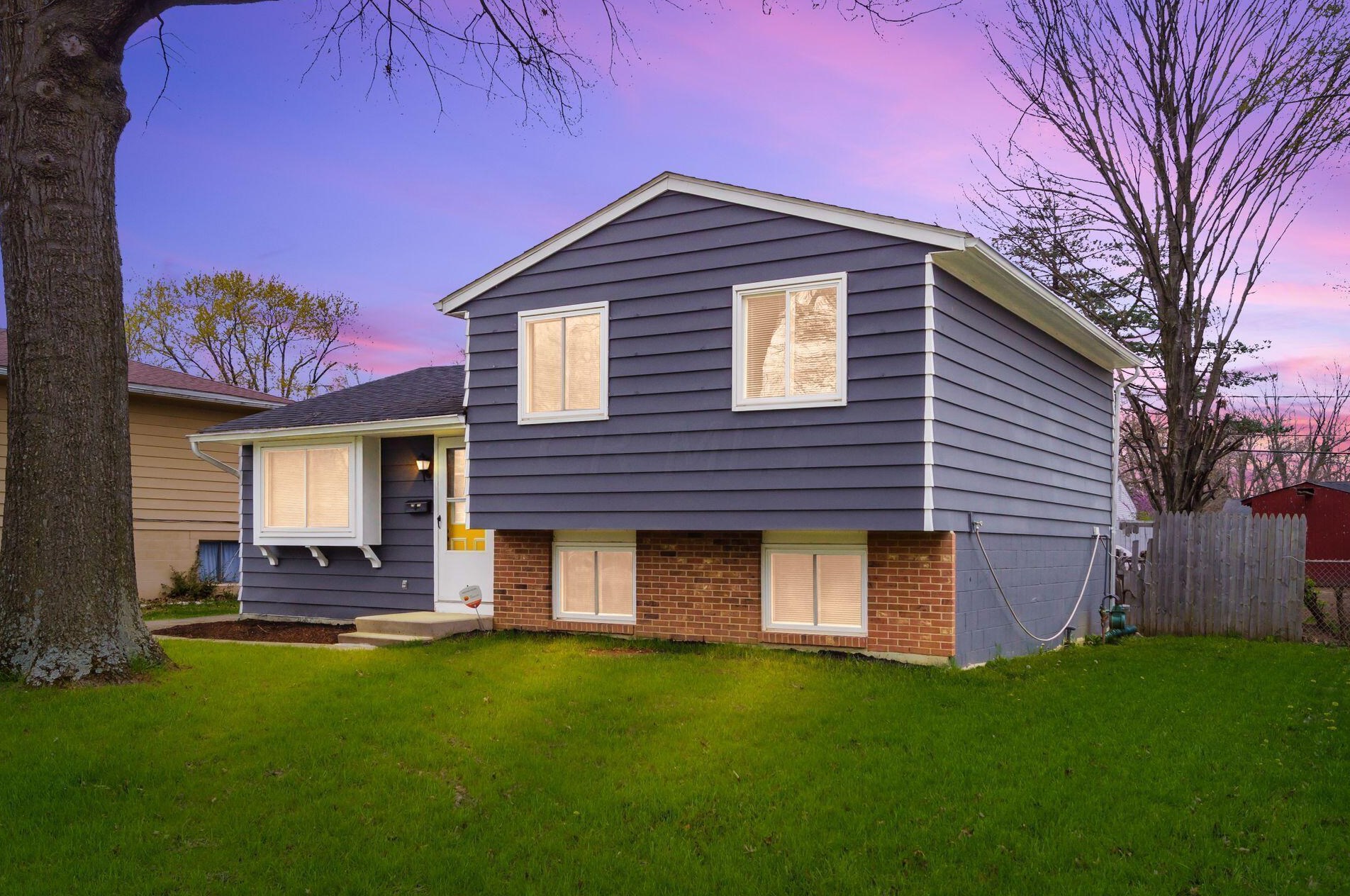 2970 Upton Rd, Columbus OH  43232-5240 exterior