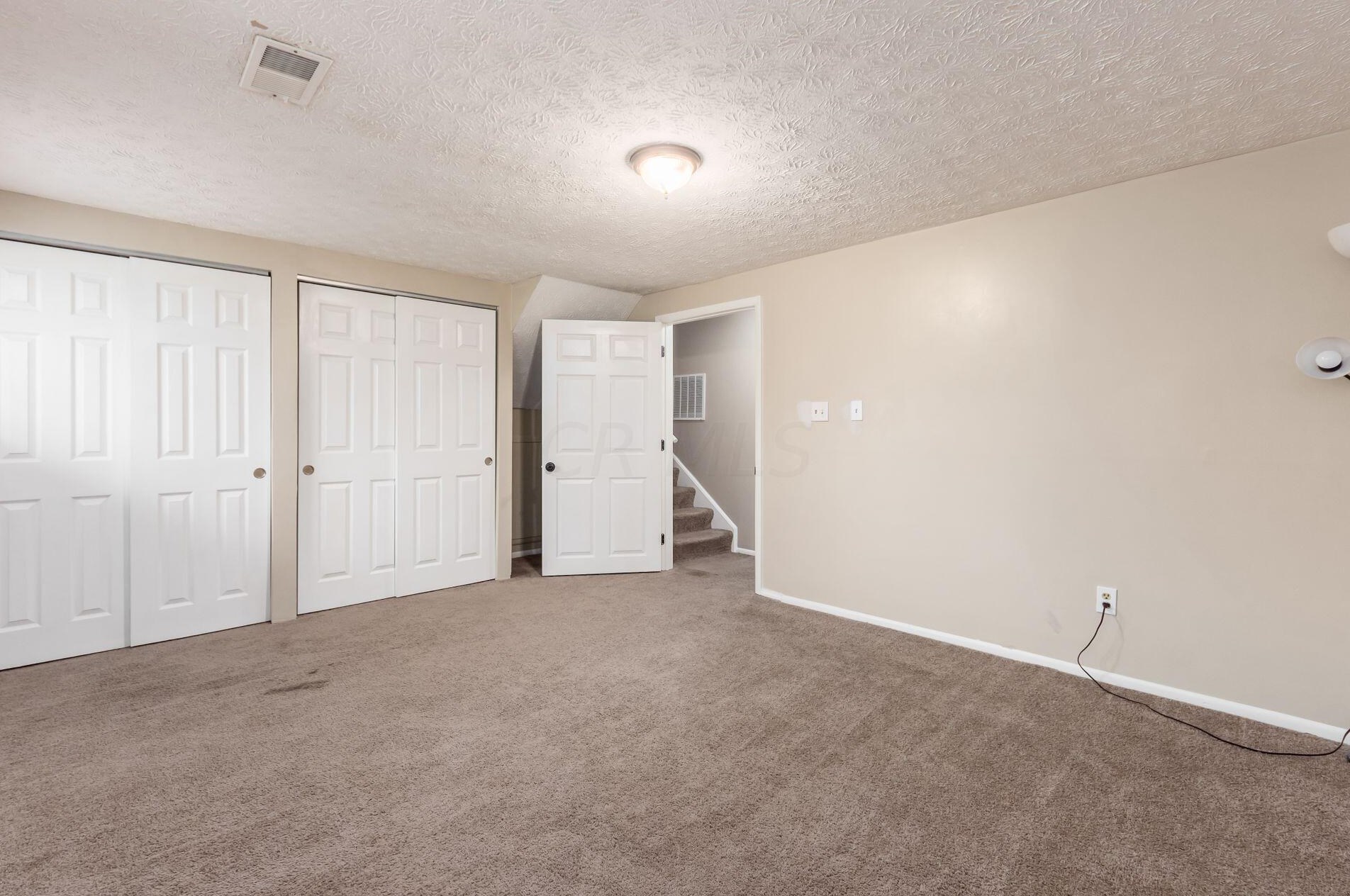 2970 Upton Rd, Columbus OH  43232-5240 exterior