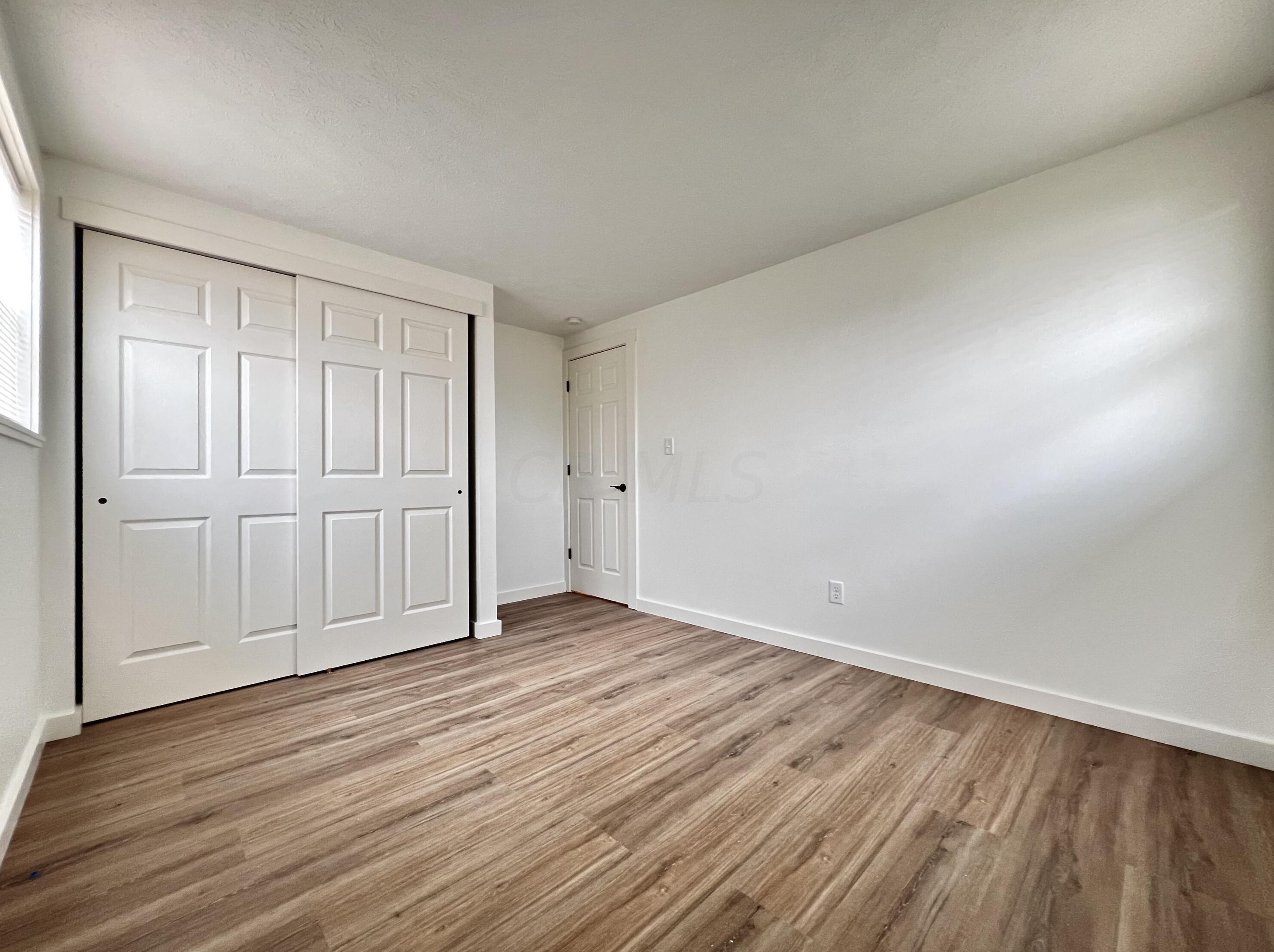 961 Melwood Dr, Columbus OH  43228-3523 exterior