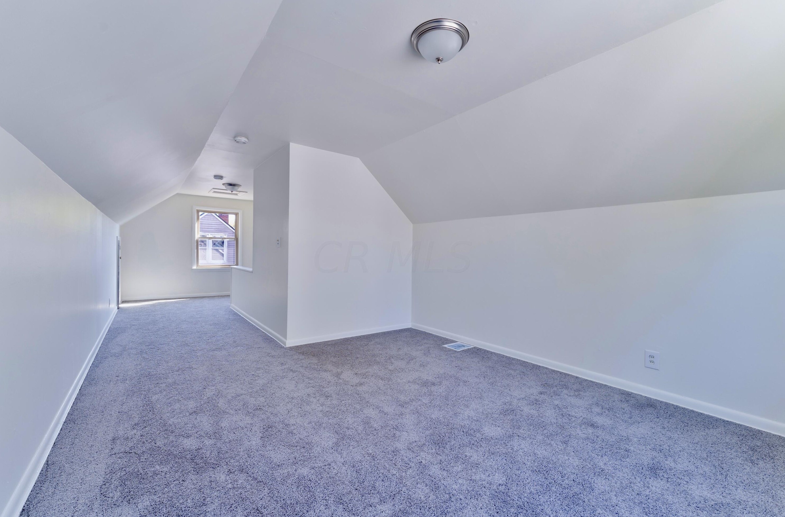 3035 Audubon Rd, Columbus OH 43211-1152 exterior