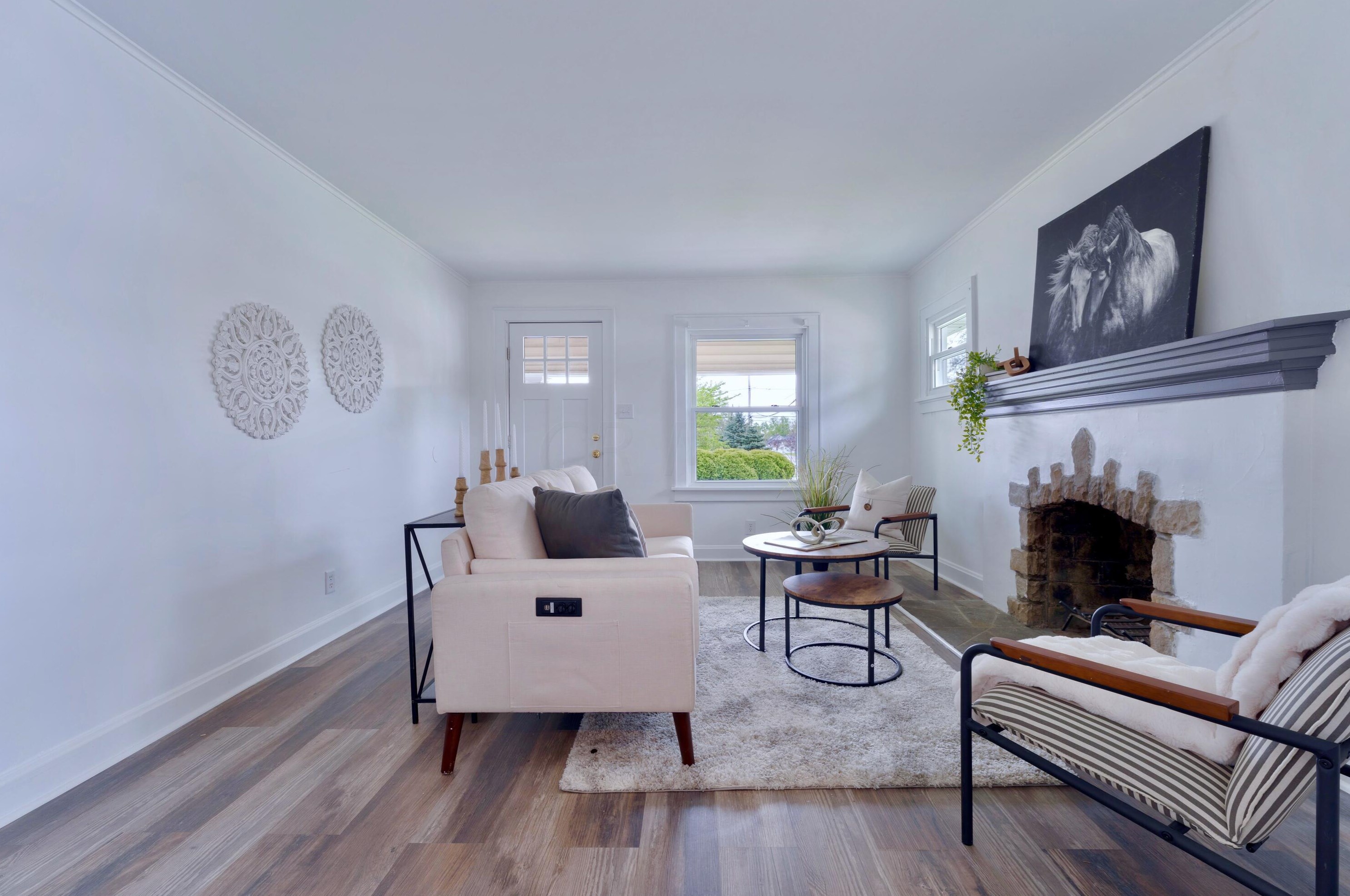 177 Lennox Ave, Columbus OH 43228-1132 exterior