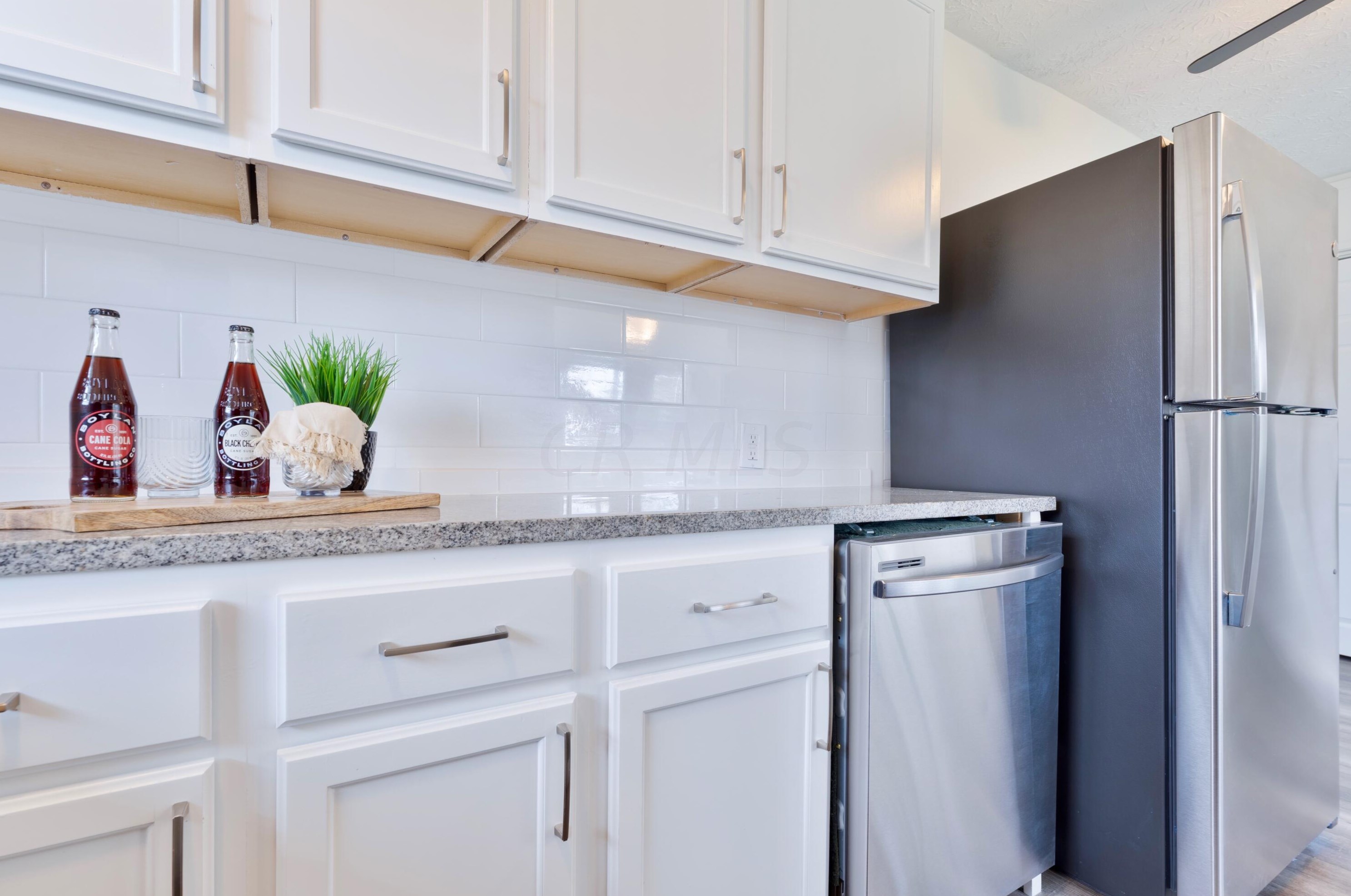 177 Lennox Ave, Columbus OH 43228-1132 exterior