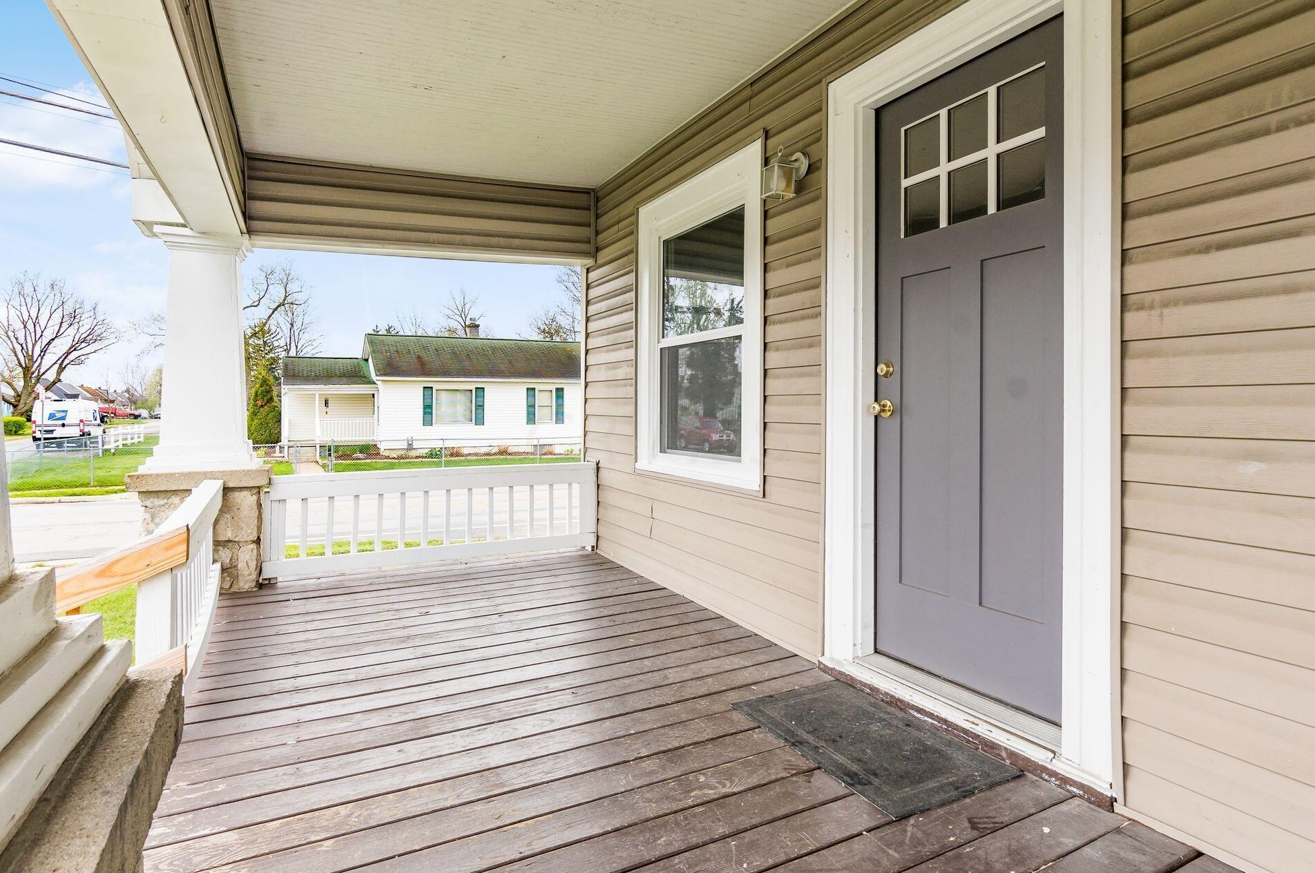 177 Lennox Ave, Columbus OH 43228-1132 exterior