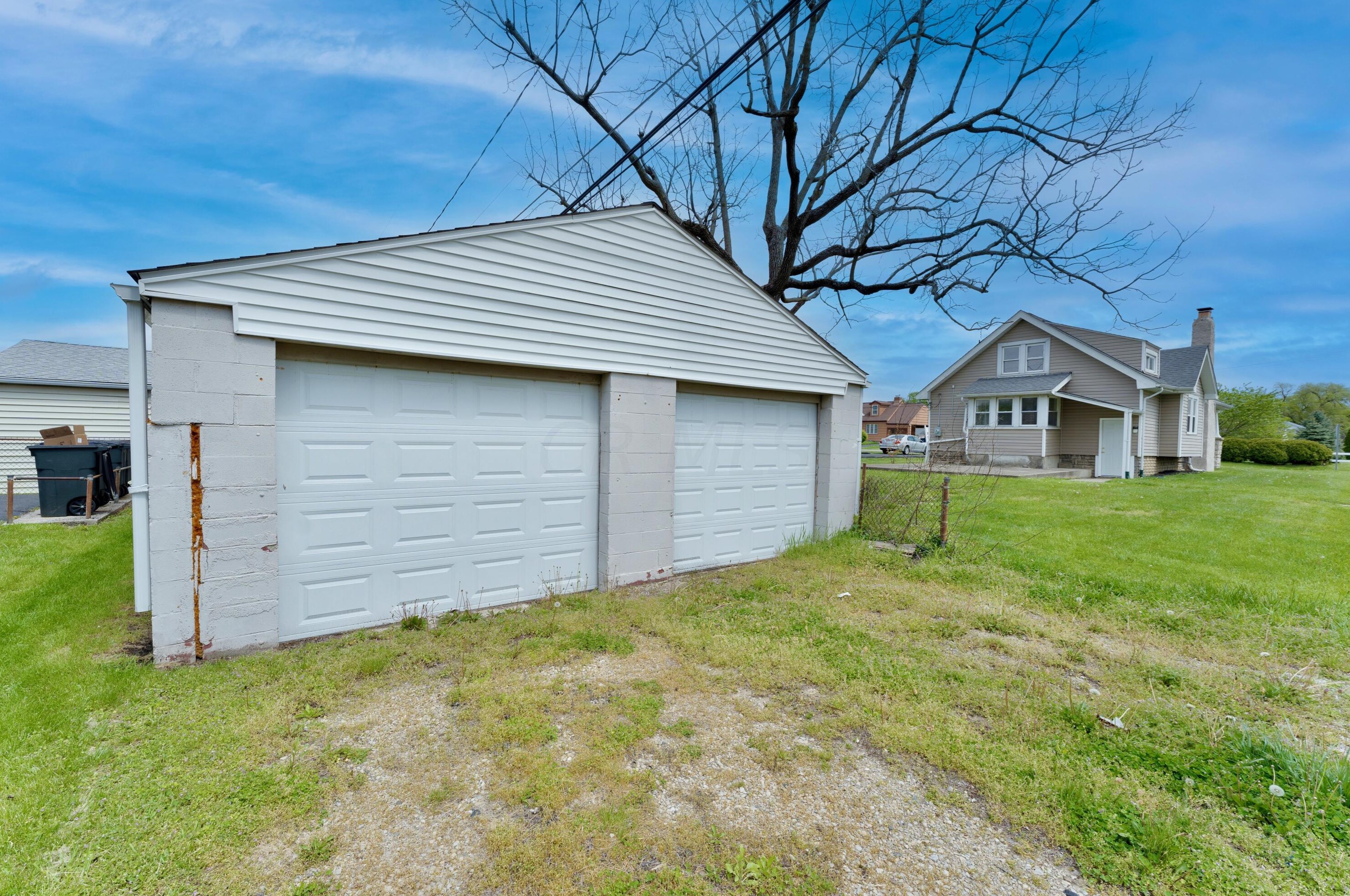 177 Lennox Ave, Columbus OH 43228-1132 exterior