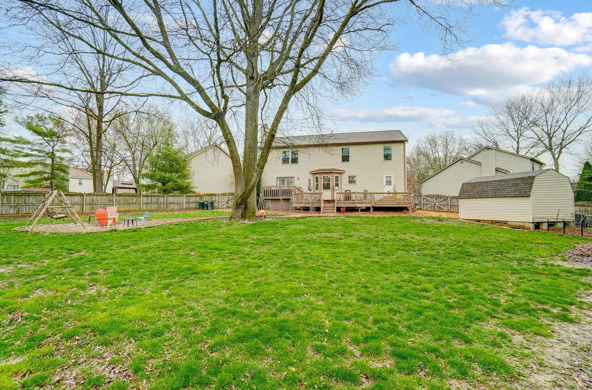 739 Taylor Ct, Delaware OH  43015-1191 exterior