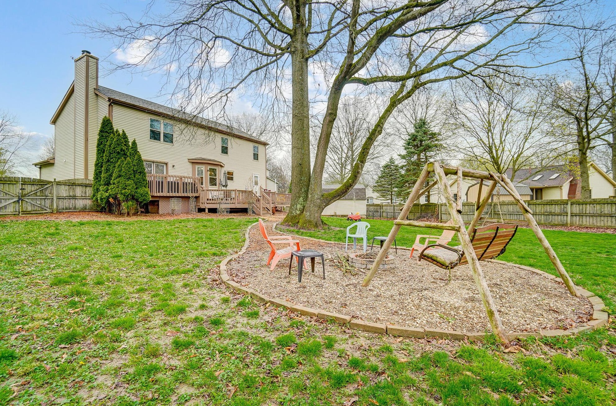739 Taylor Ct, Delaware OH  43015-1191 exterior