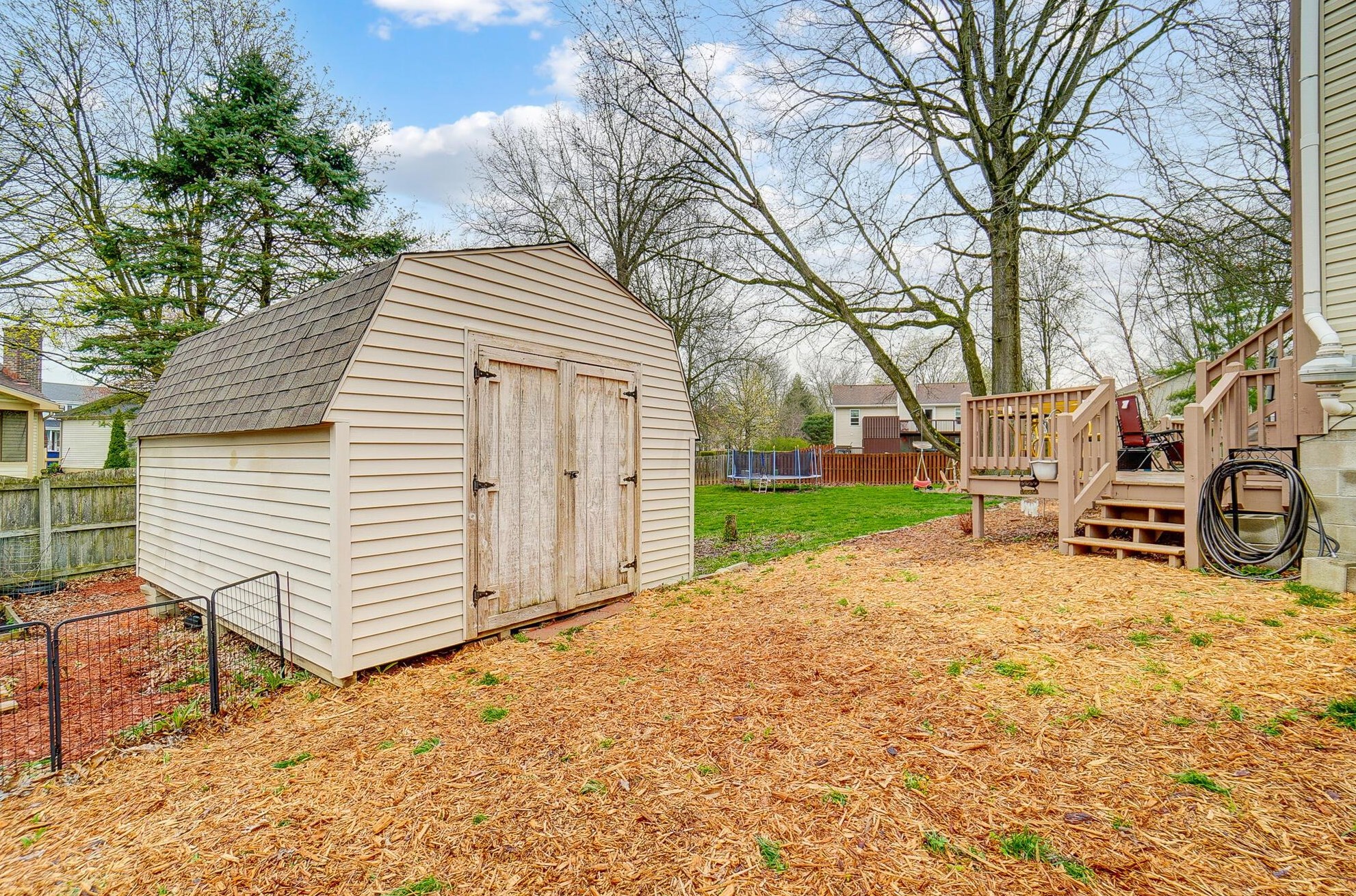 739 Taylor Ct, Delaware OH  43015-1191 exterior