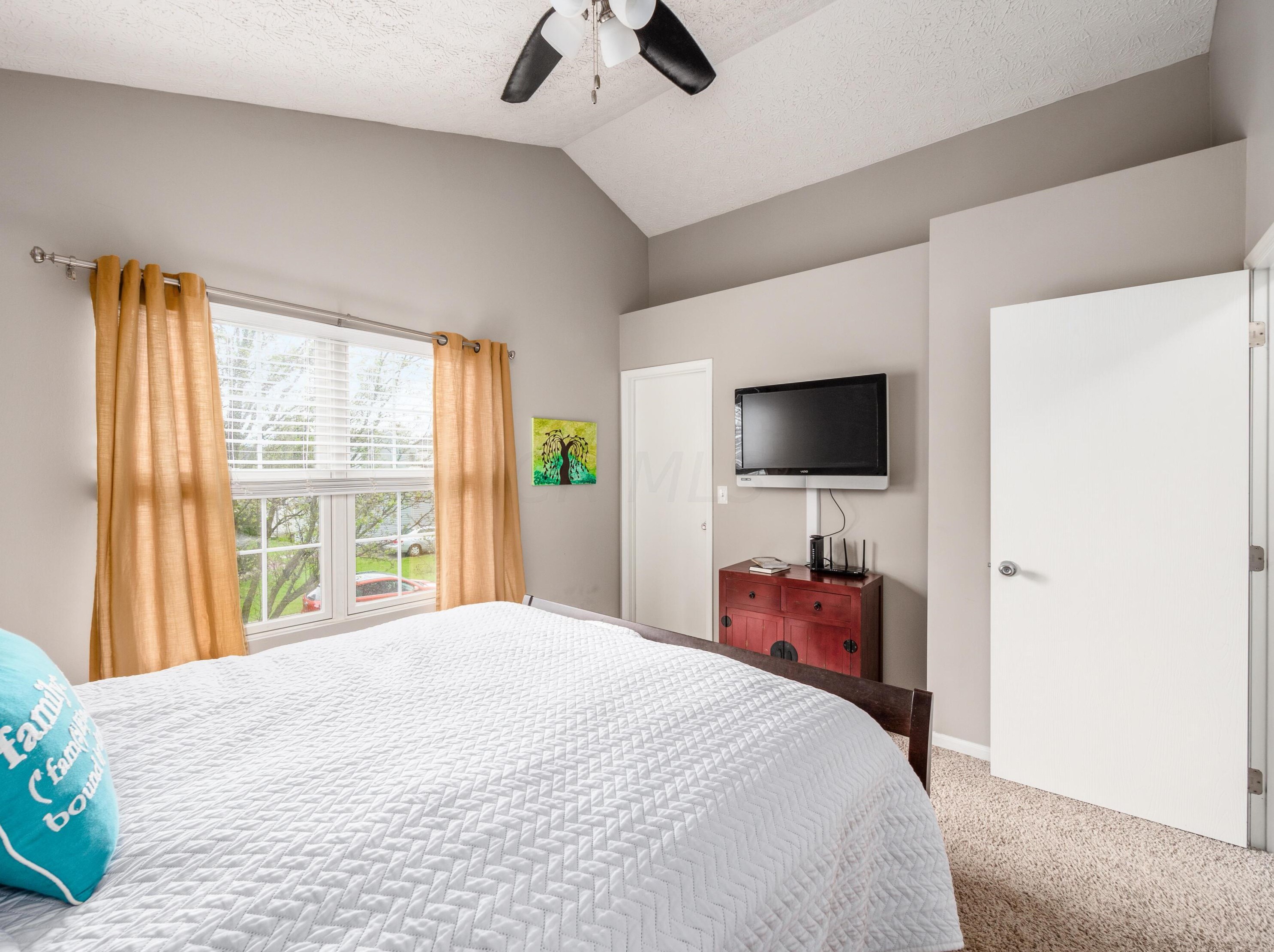 9138 Drum Pl, Orient OH  43146-9080 exterior