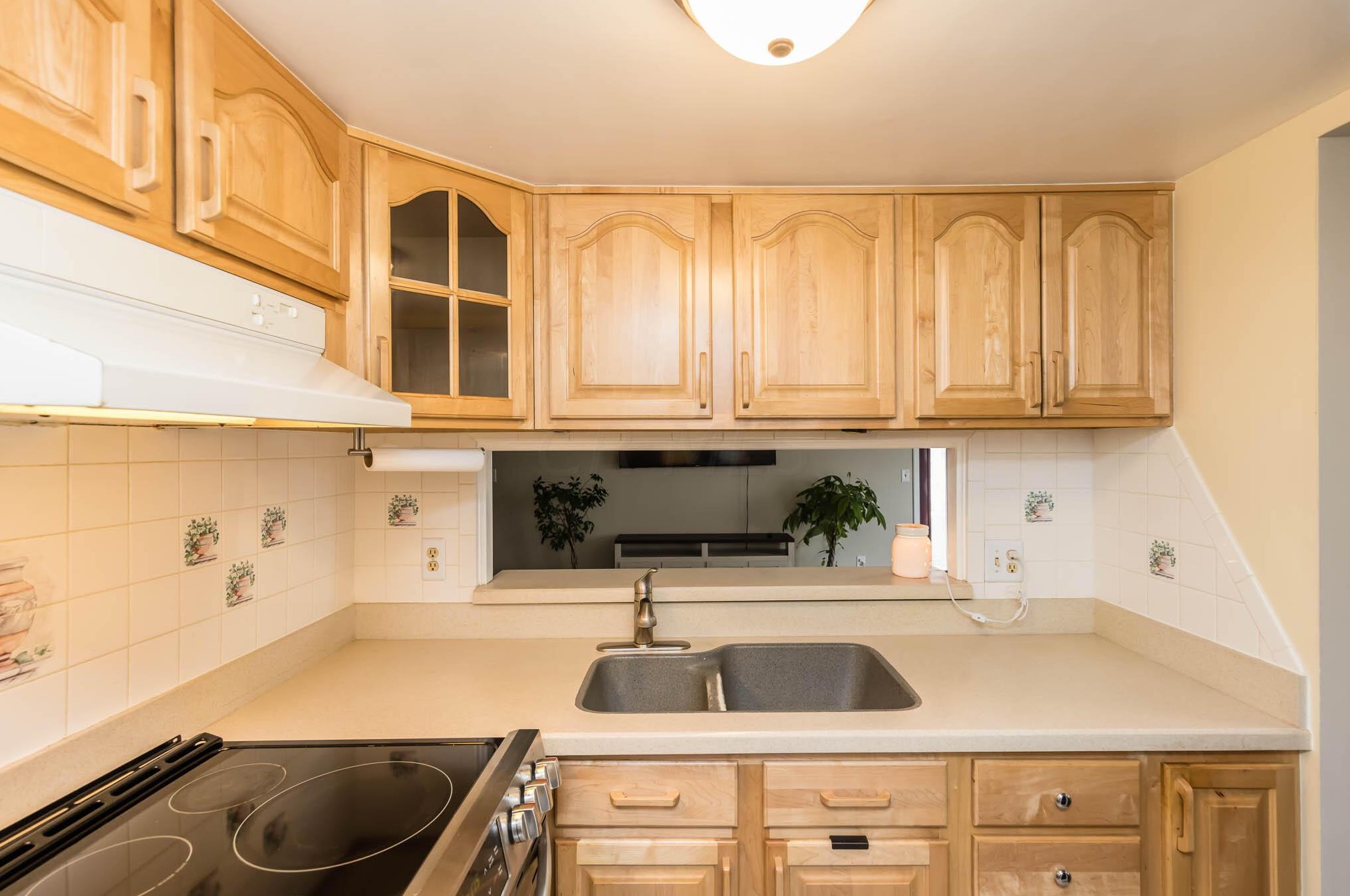 2420 Briers Dr, Columbus OH 43209-3301 exterior