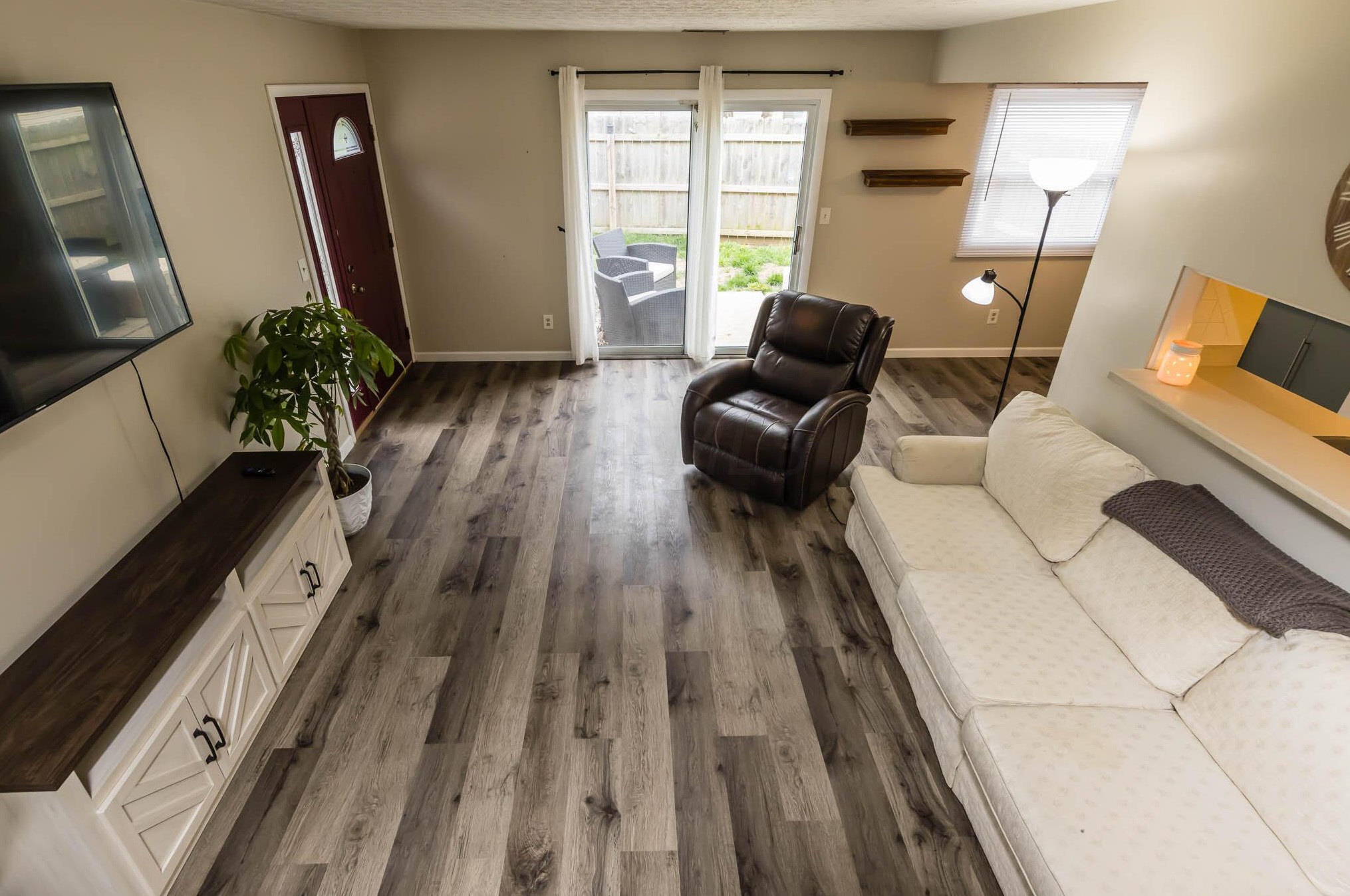 2420 Briers Dr, Columbus OH 43209-3301 exterior