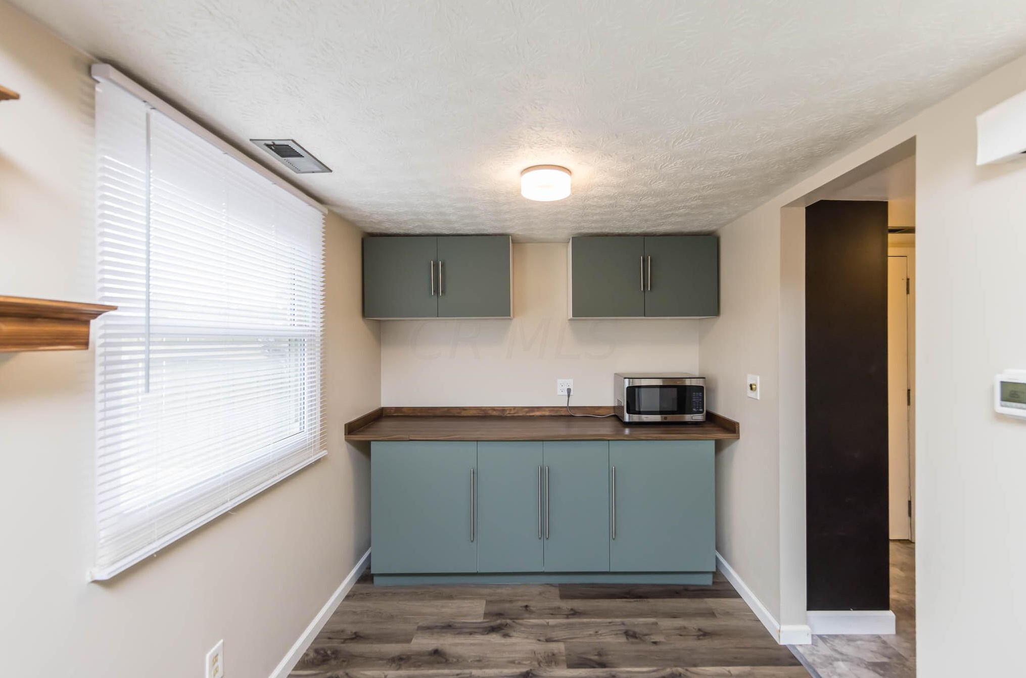 2420 Briers Dr, Columbus OH 43209-3301 exterior