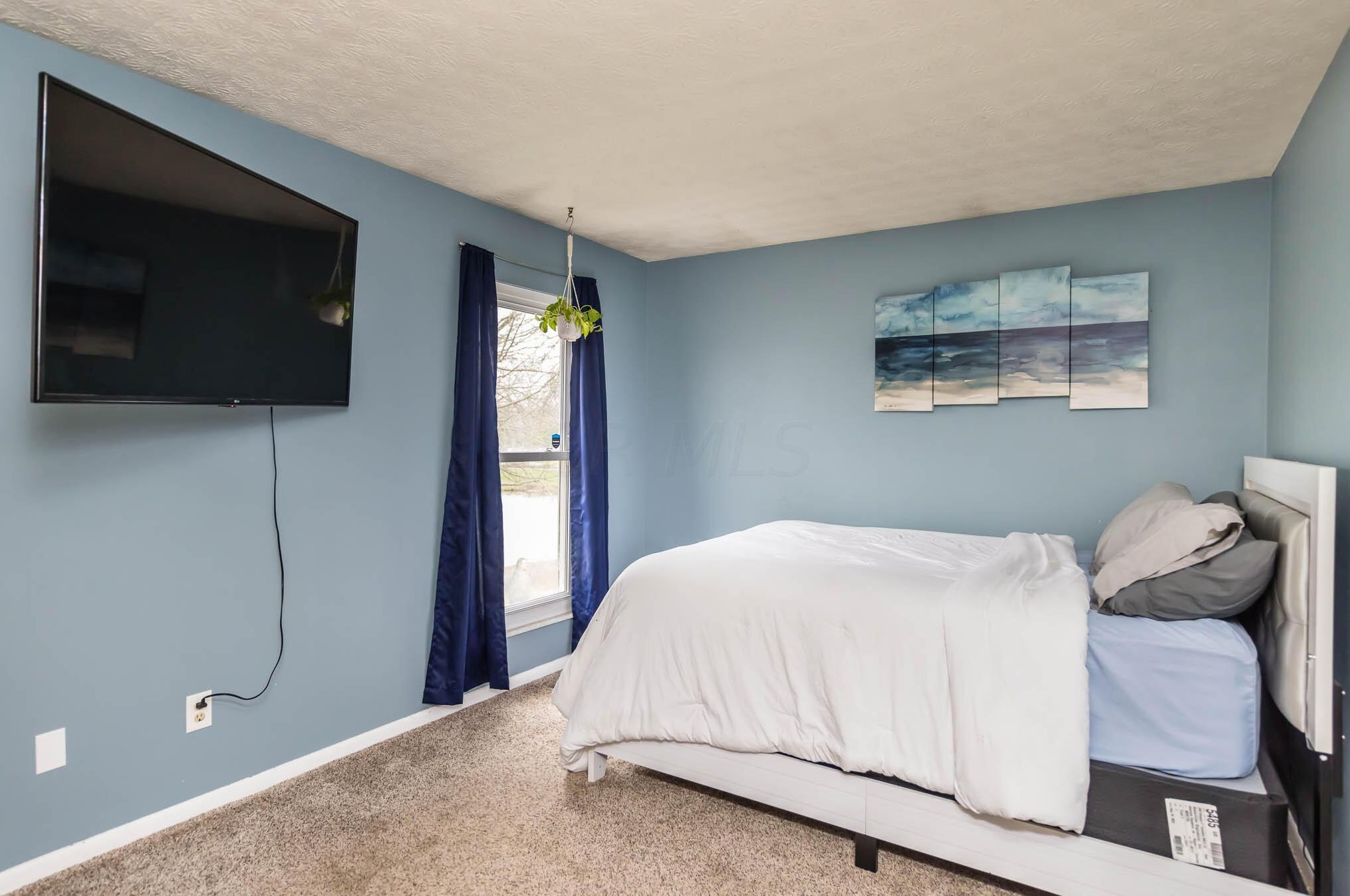 2420 Briers Dr, Columbus OH 43209-3301 exterior