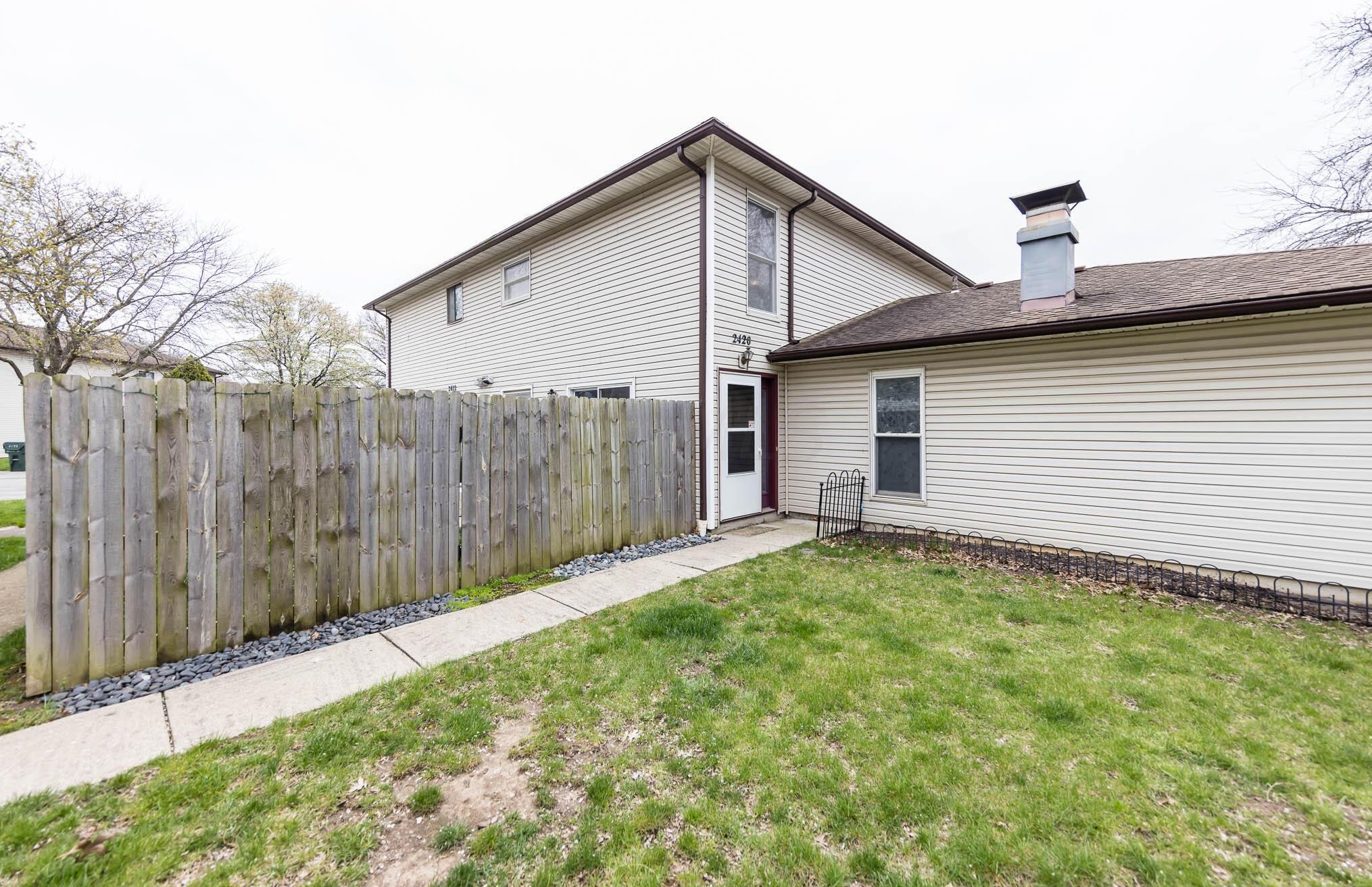 2420 Briers Dr, Columbus, OH 43209-3301