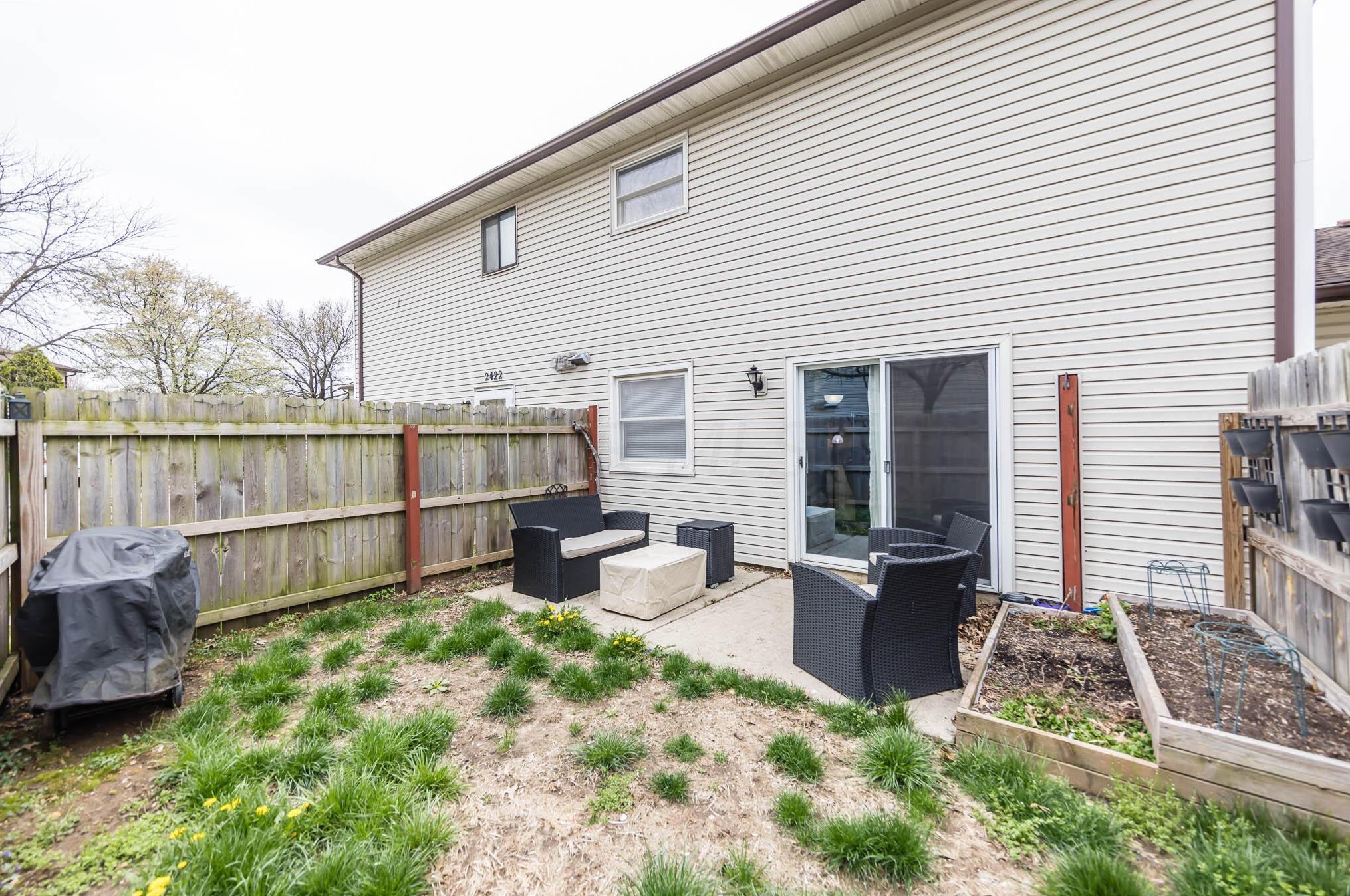 2420 Briers Dr, Columbus OH 43209-3301 exterior