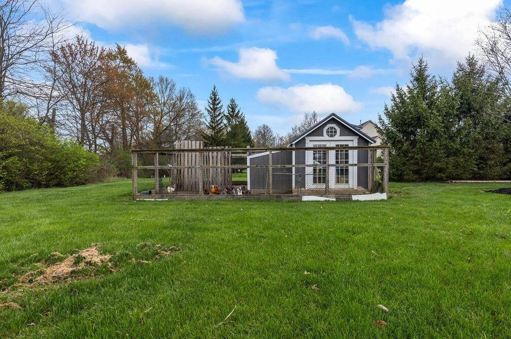 1682 Malabar Ct, Delaware OH  43015-8346 exterior