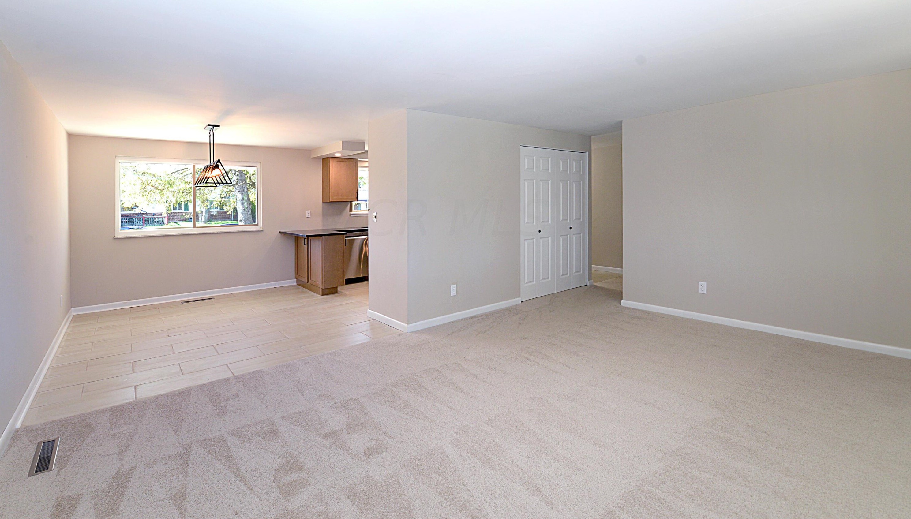 6515 Lemans Ln, Dayton OH  45424-3421 exterior