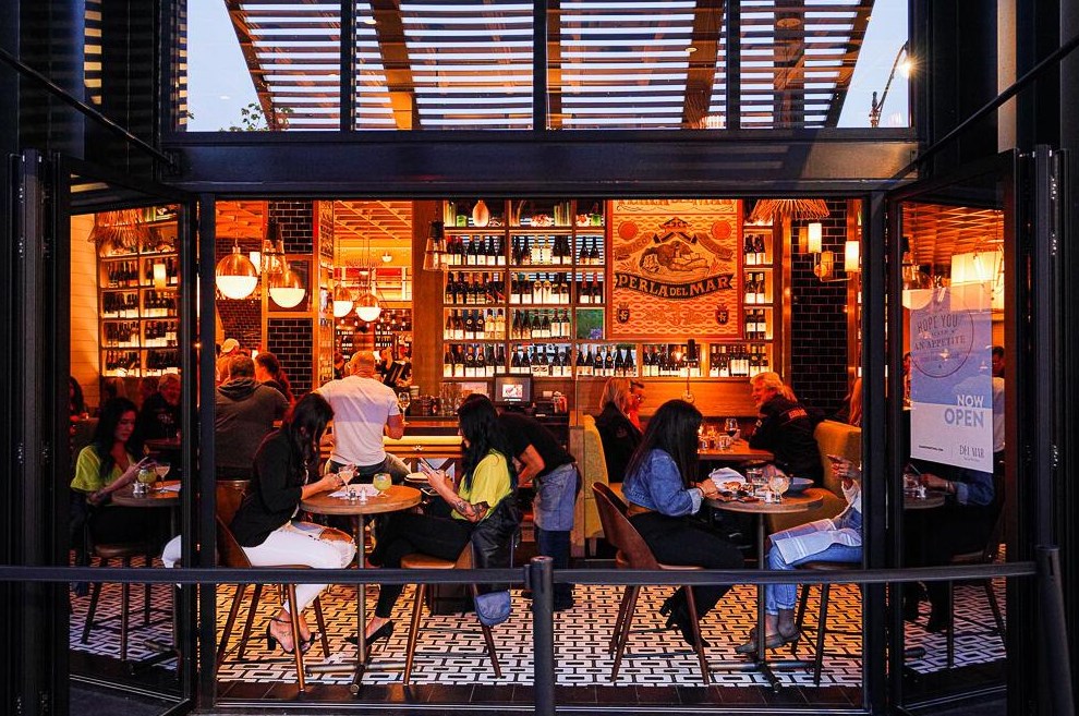 847 Kerr St, Columbus OH  43215-1462 exterior