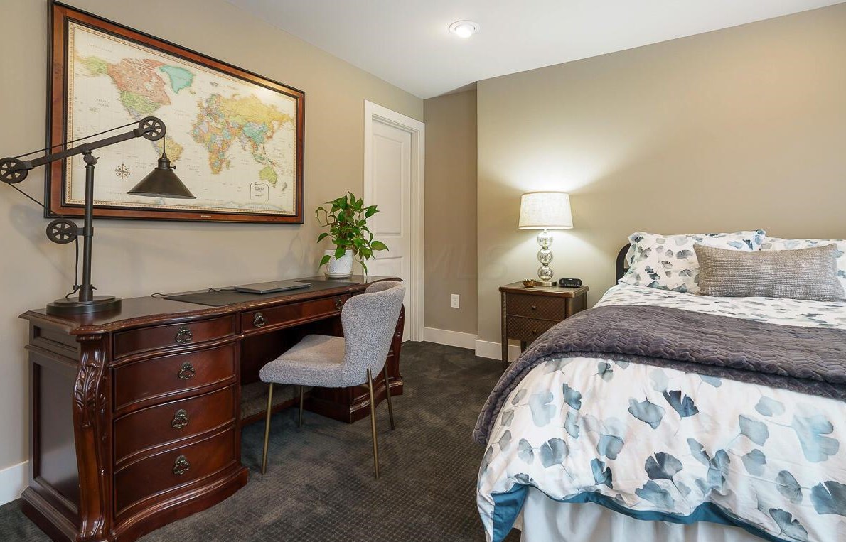 847 Kerr St, Columbus OH  43215-1462 exterior