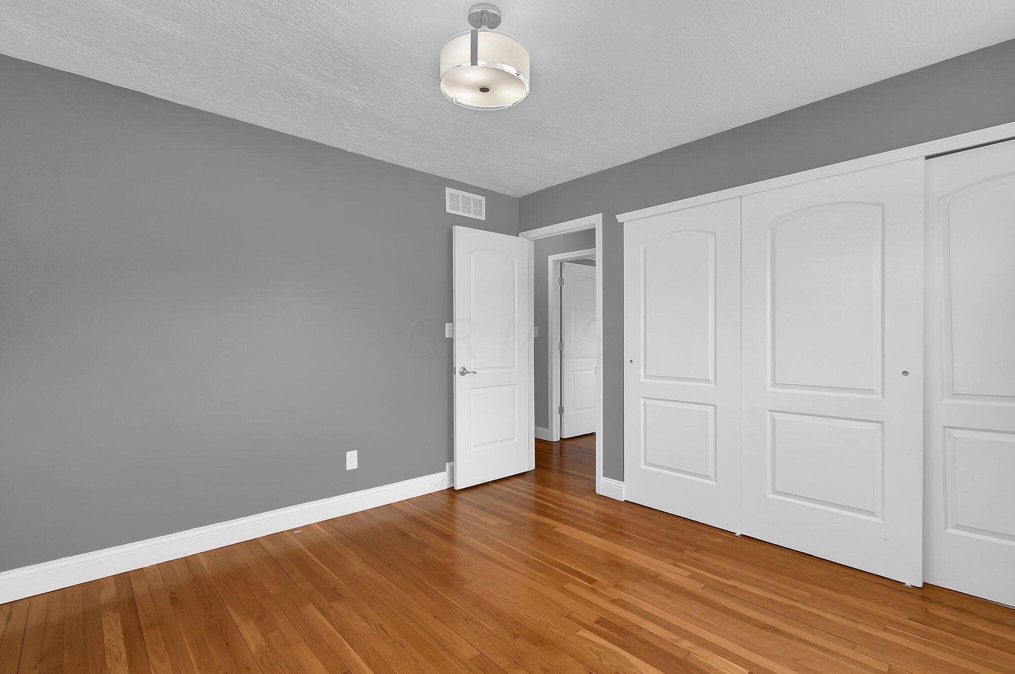 3254 Grey Fox Dr, Columbus OH 43230-1923 exterior