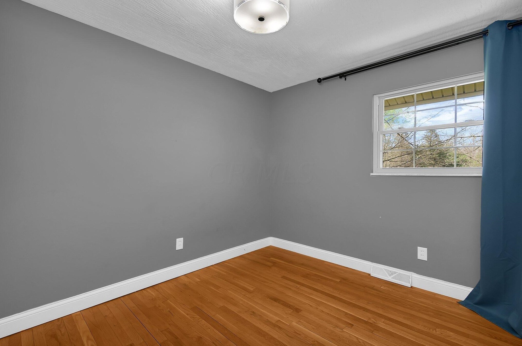 3254 Grey Fox Dr, Columbus OH 43230-1923 exterior