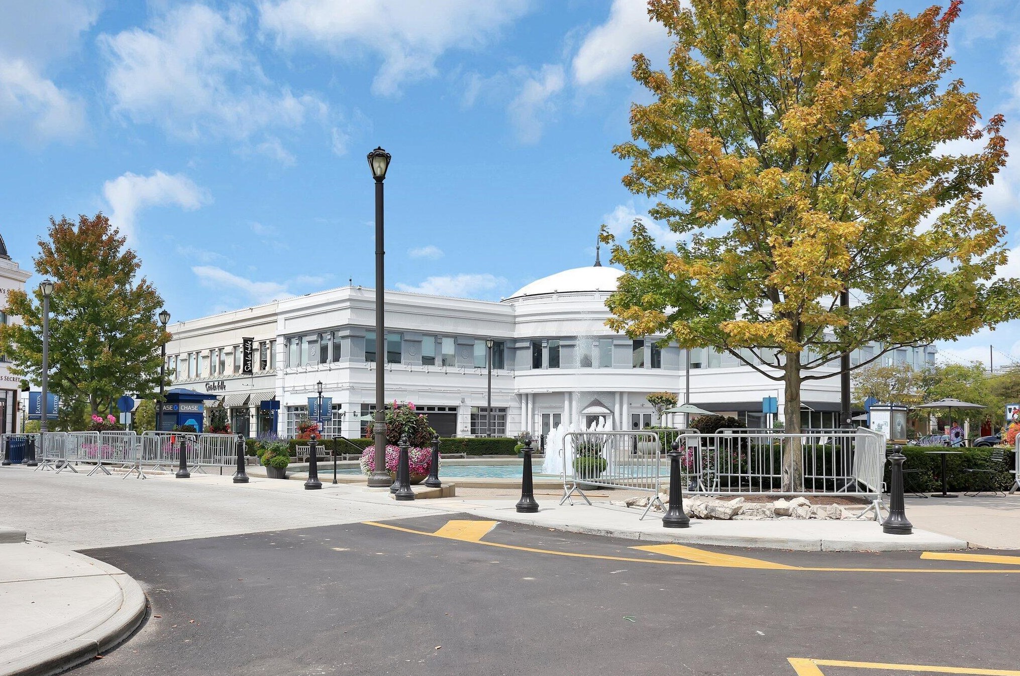 3254 Grey Fox Dr, Columbus OH 43230-1923 exterior