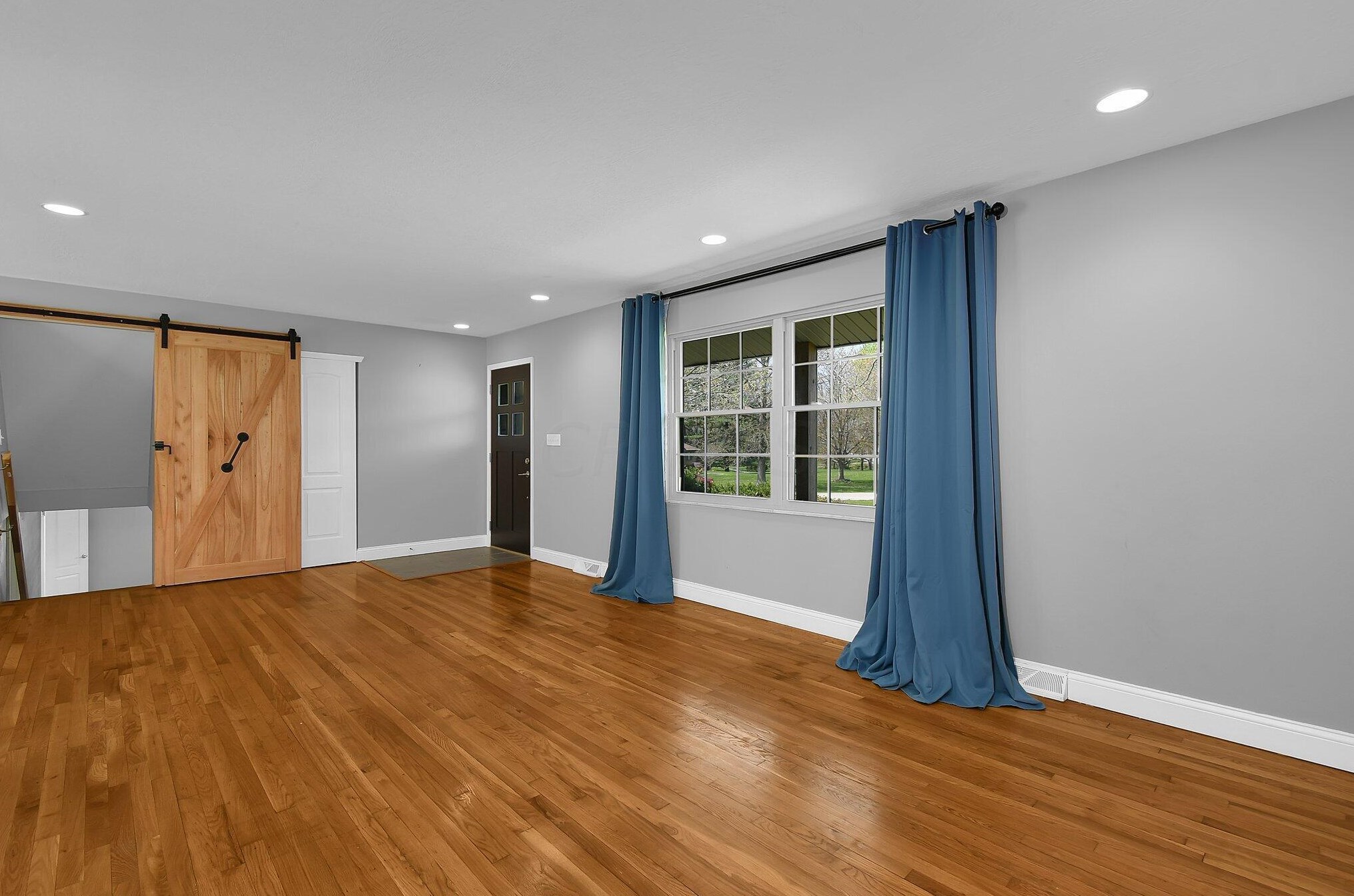 3254 Grey Fox Dr, Columbus OH 43230-1923 exterior