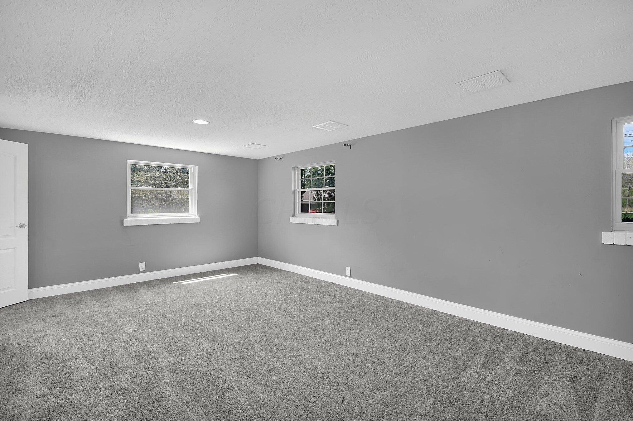 3254 Grey Fox Dr, Columbus OH 43230-1923 exterior