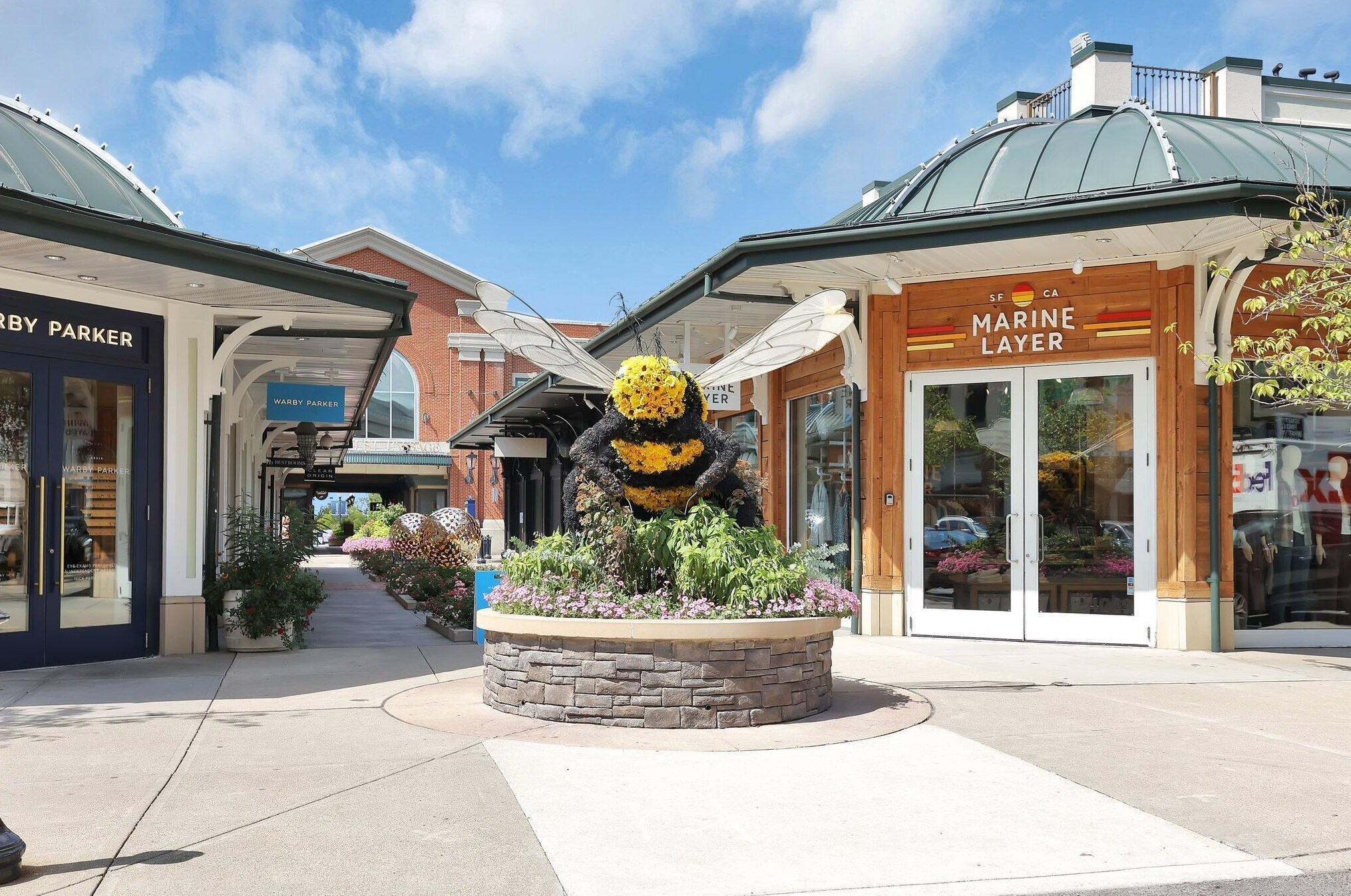 3254 Grey Fox Dr, Columbus OH 43230-1923 exterior