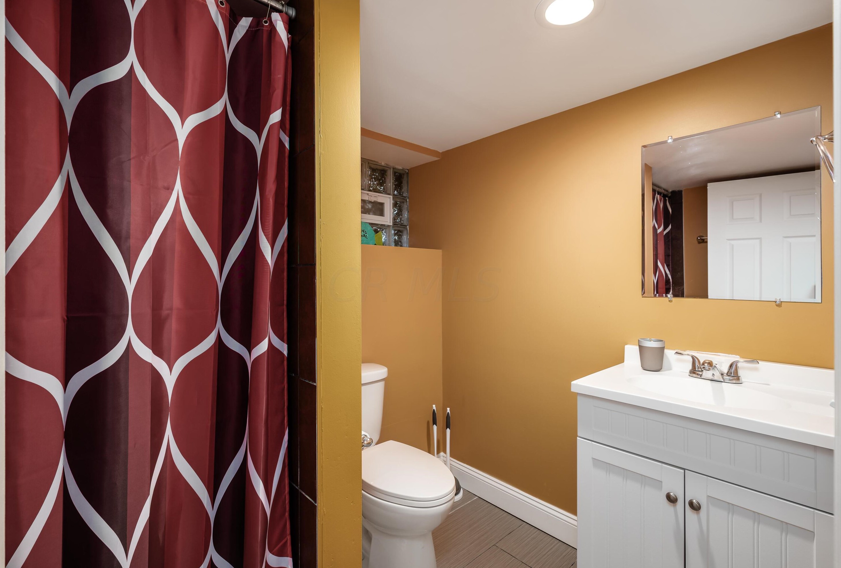 118 Lakeview Ave, Columbus OH 43202-1217 exterior