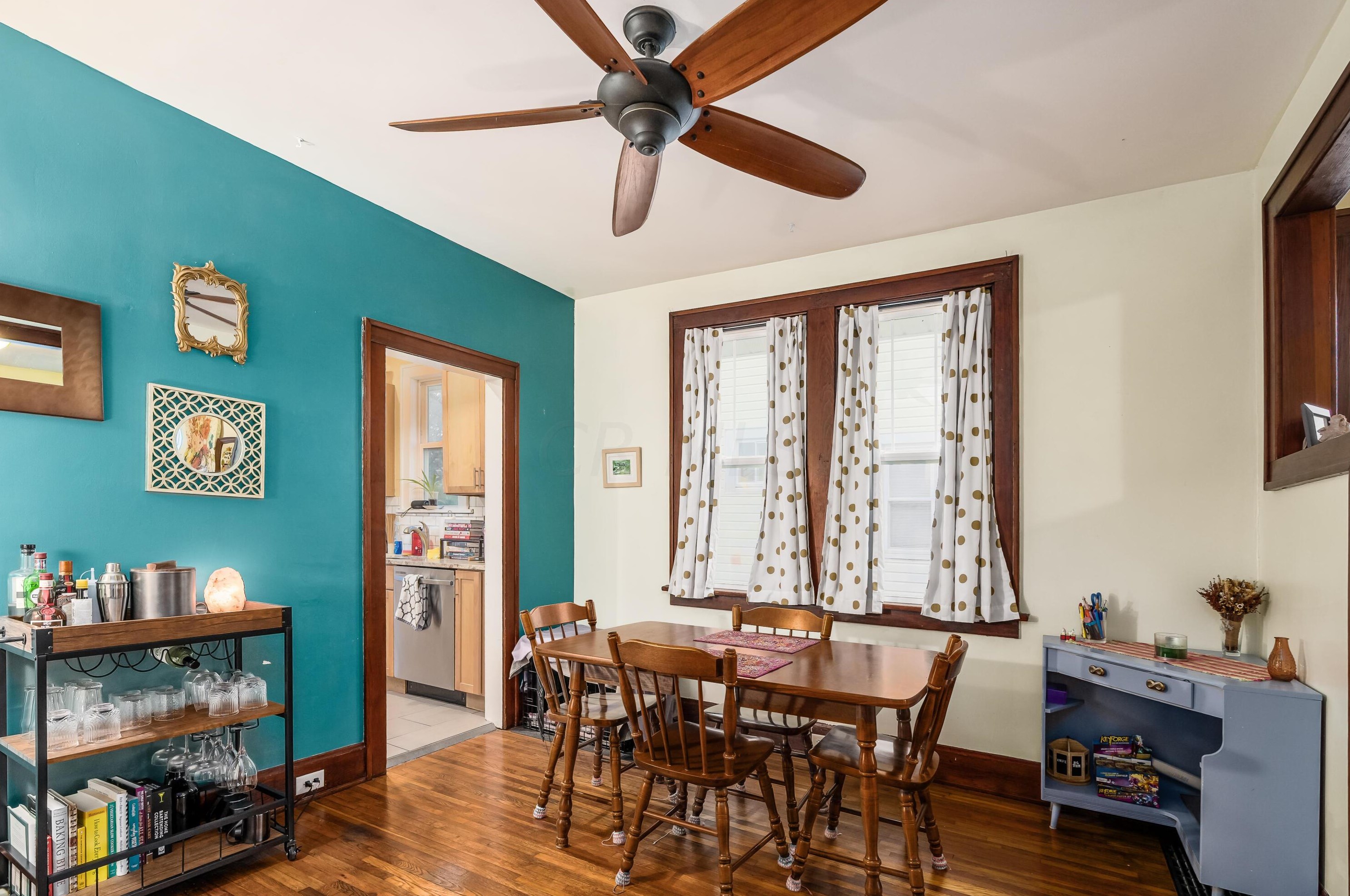 118 Lakeview Ave, Columbus OH 43202-1217 exterior