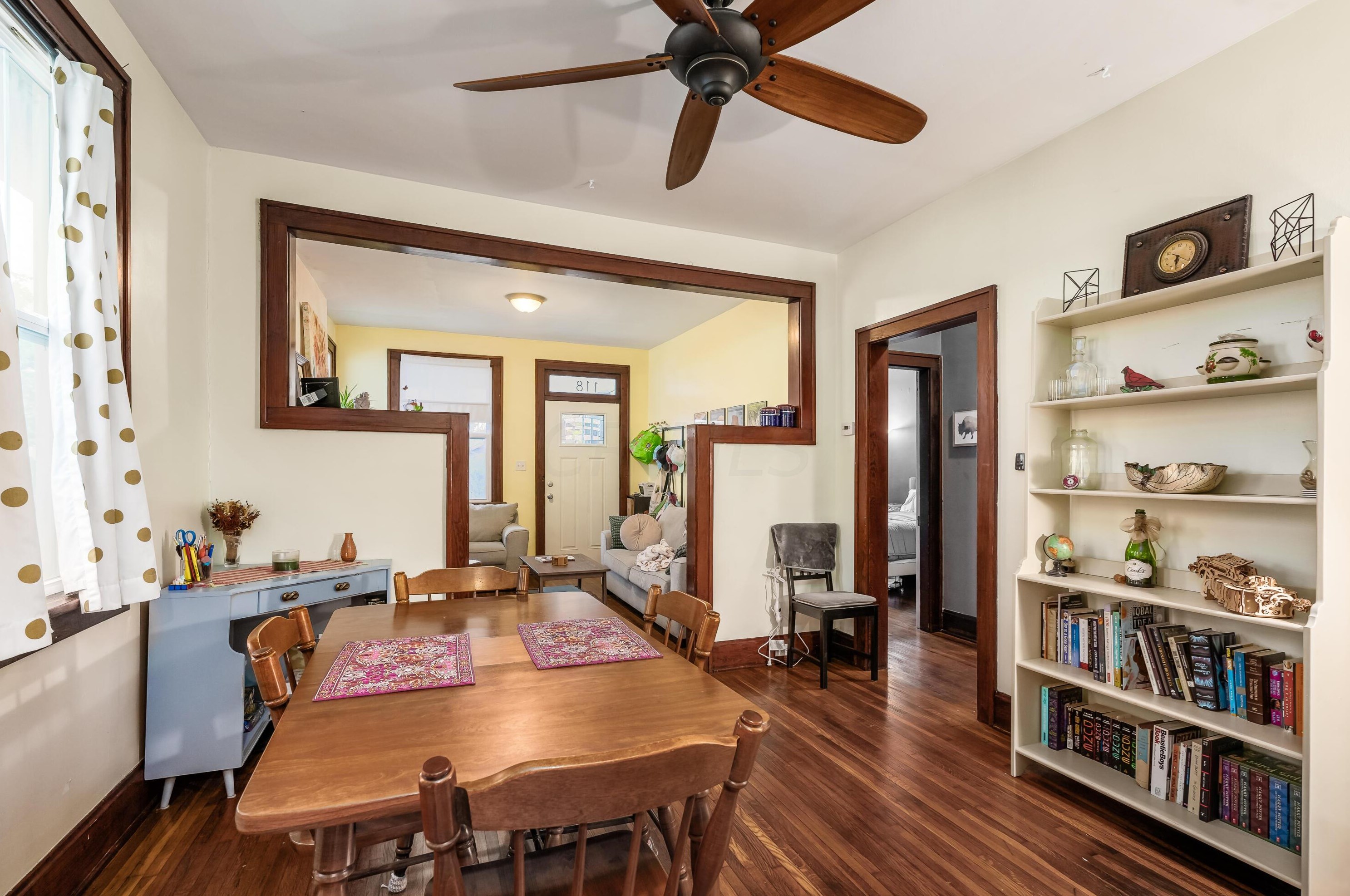 118 Lakeview Ave, Columbus OH 43202-1217 exterior