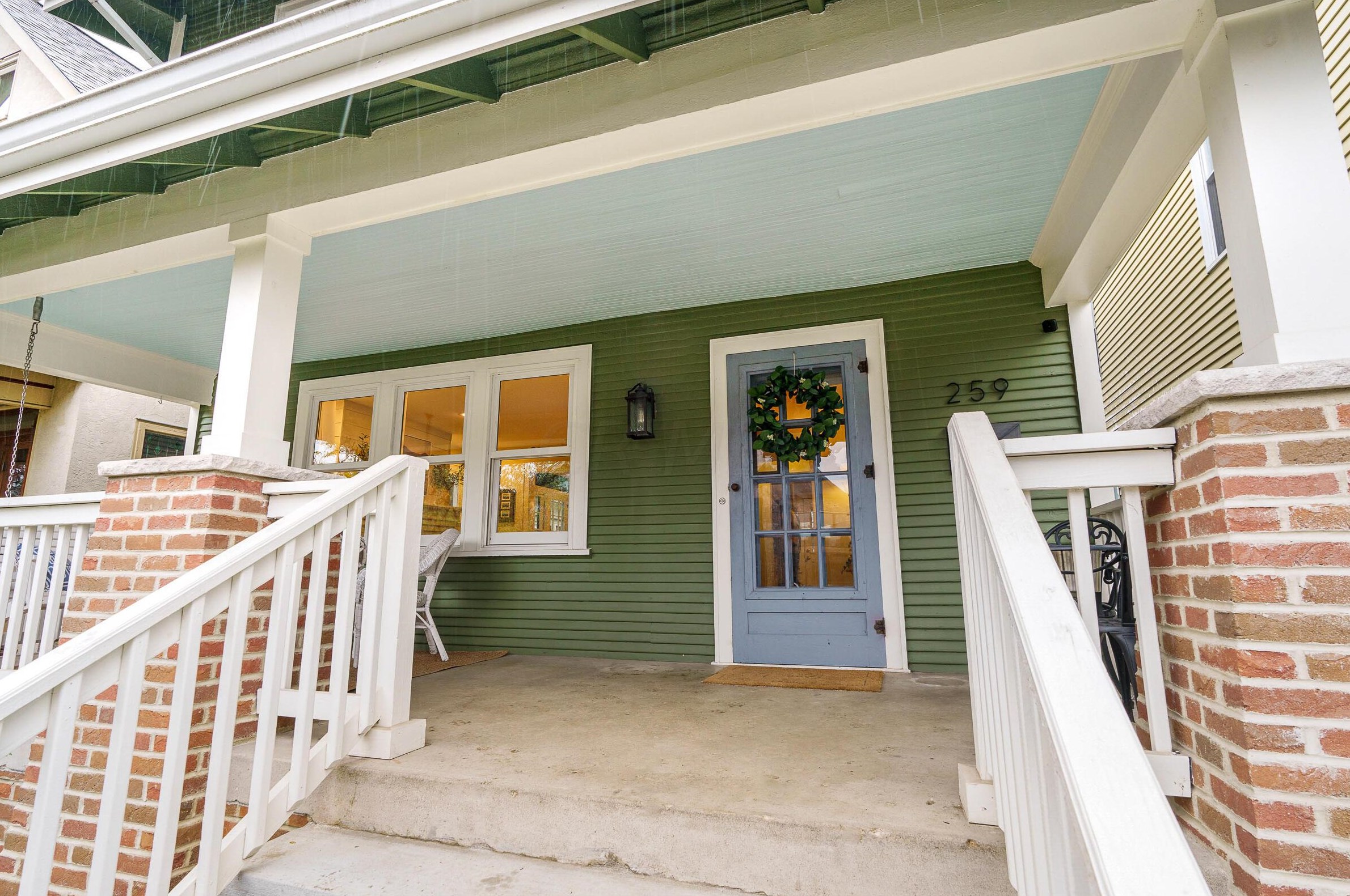 259 Stewart Ave, Columbus, OH 43206-2725