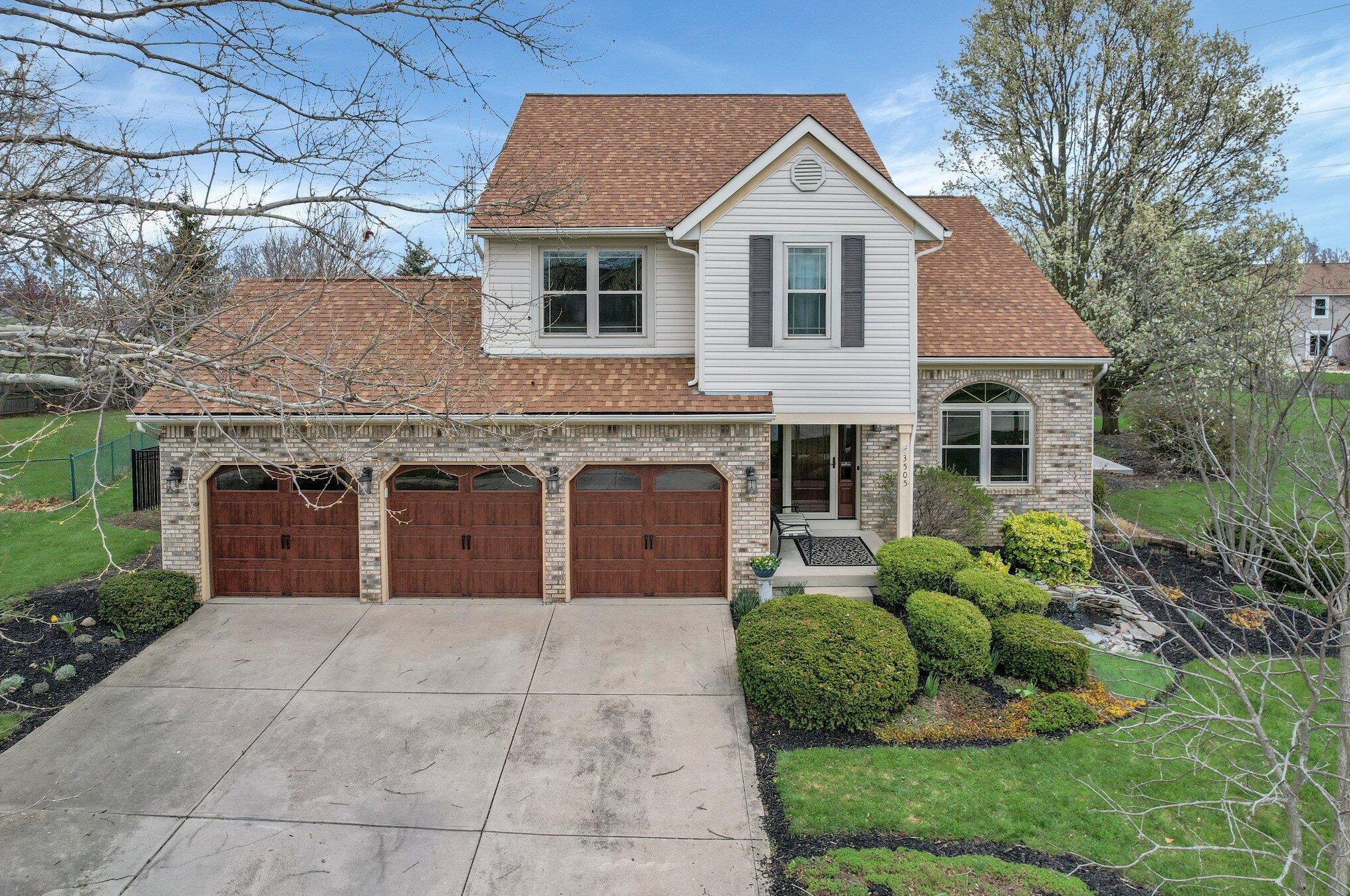 3505 Lake Louise Dr, Darbydale, OH 43123
