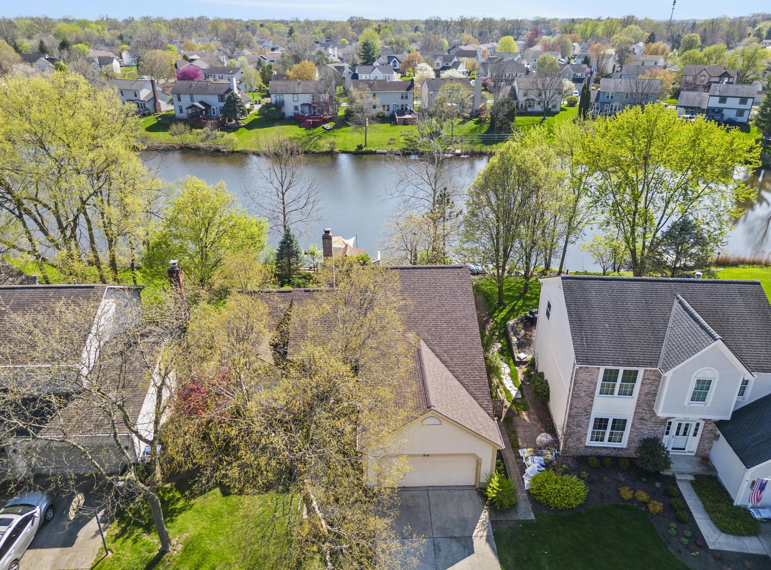 479 Woodside Lake Dr, Columbus, OH 43230