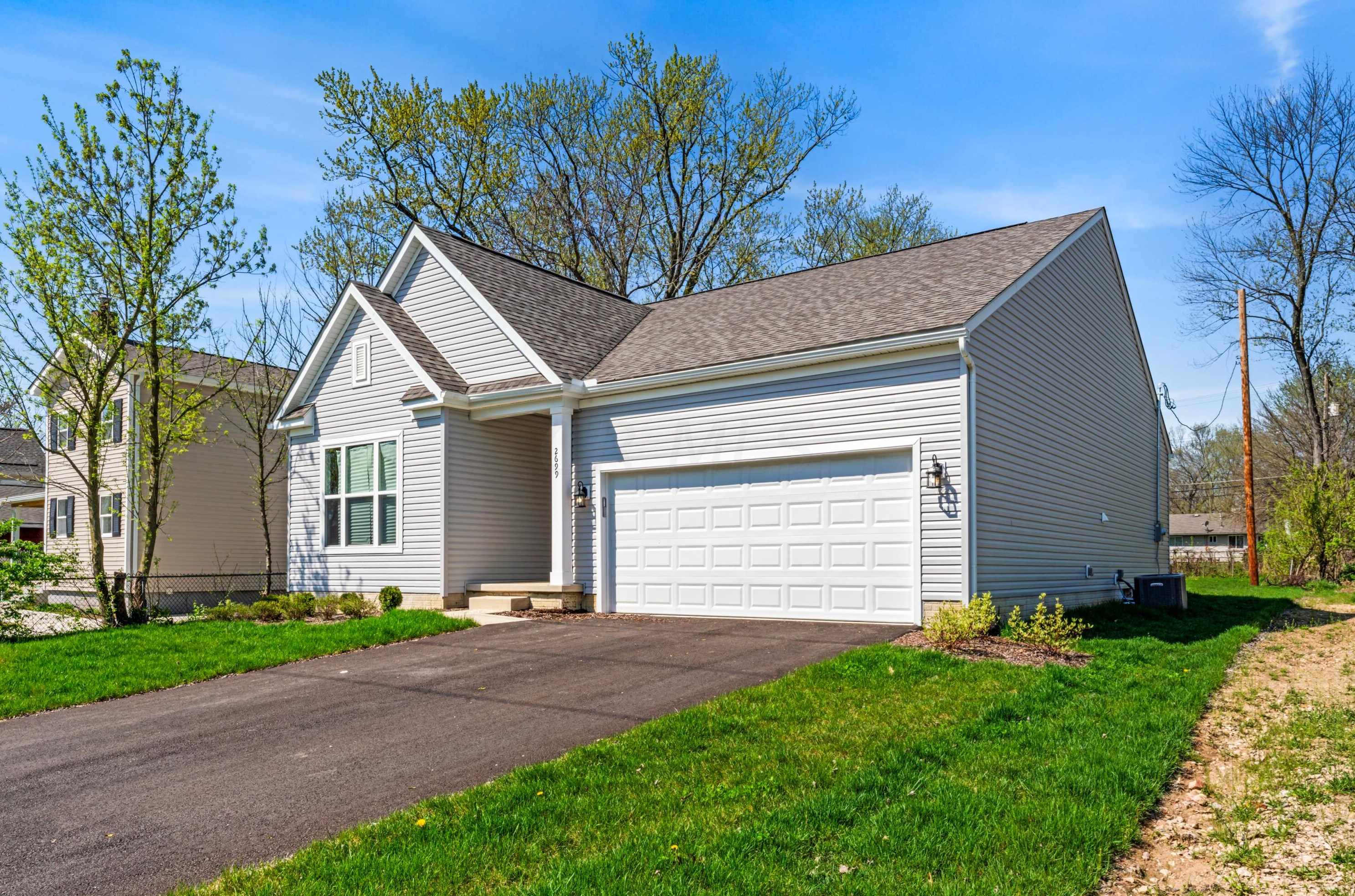 2699 Perdue Ave, Columbus, OH 43211