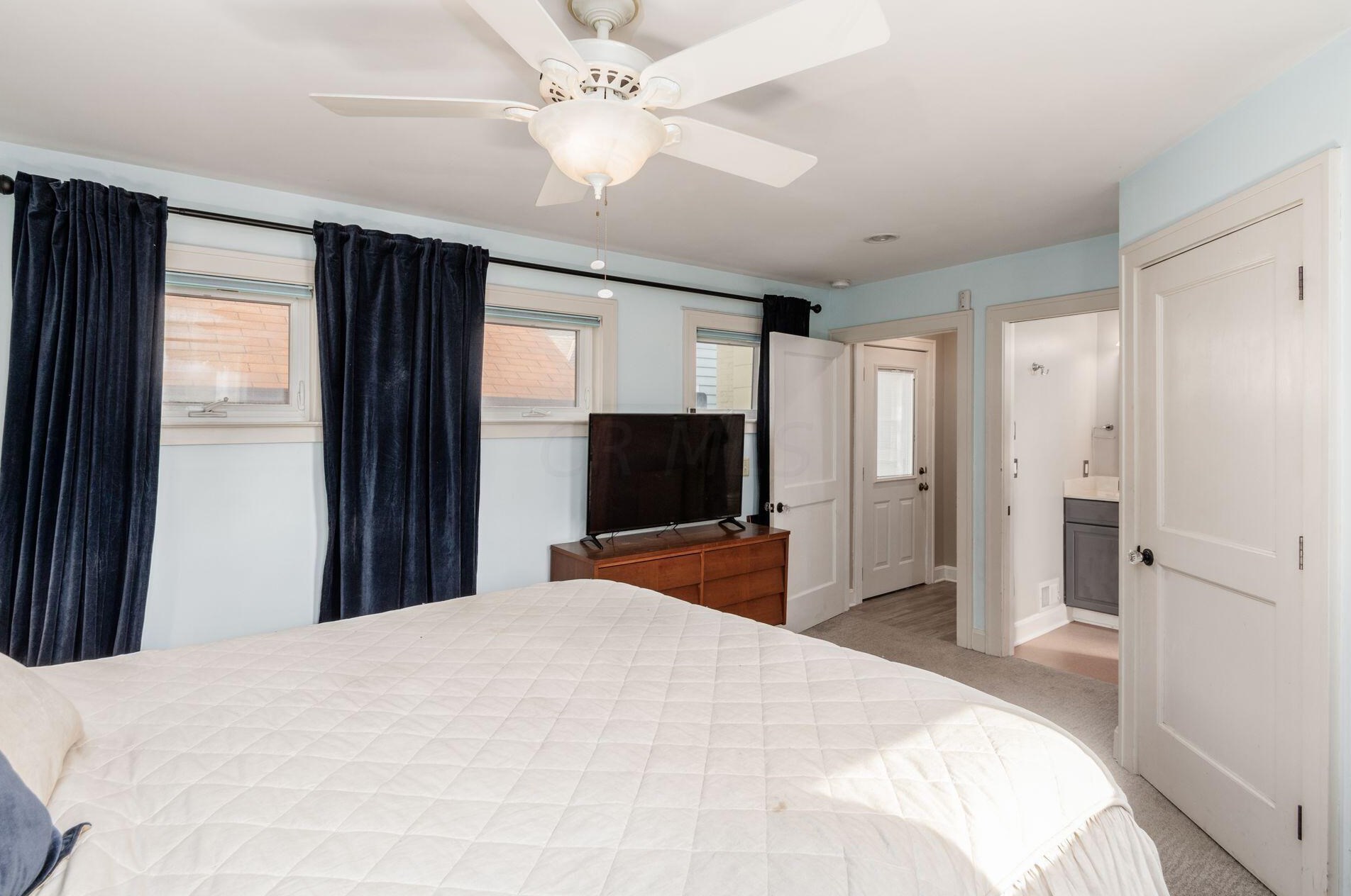 136 Blenheim Rd, Columbus OH 43214-3265 exterior