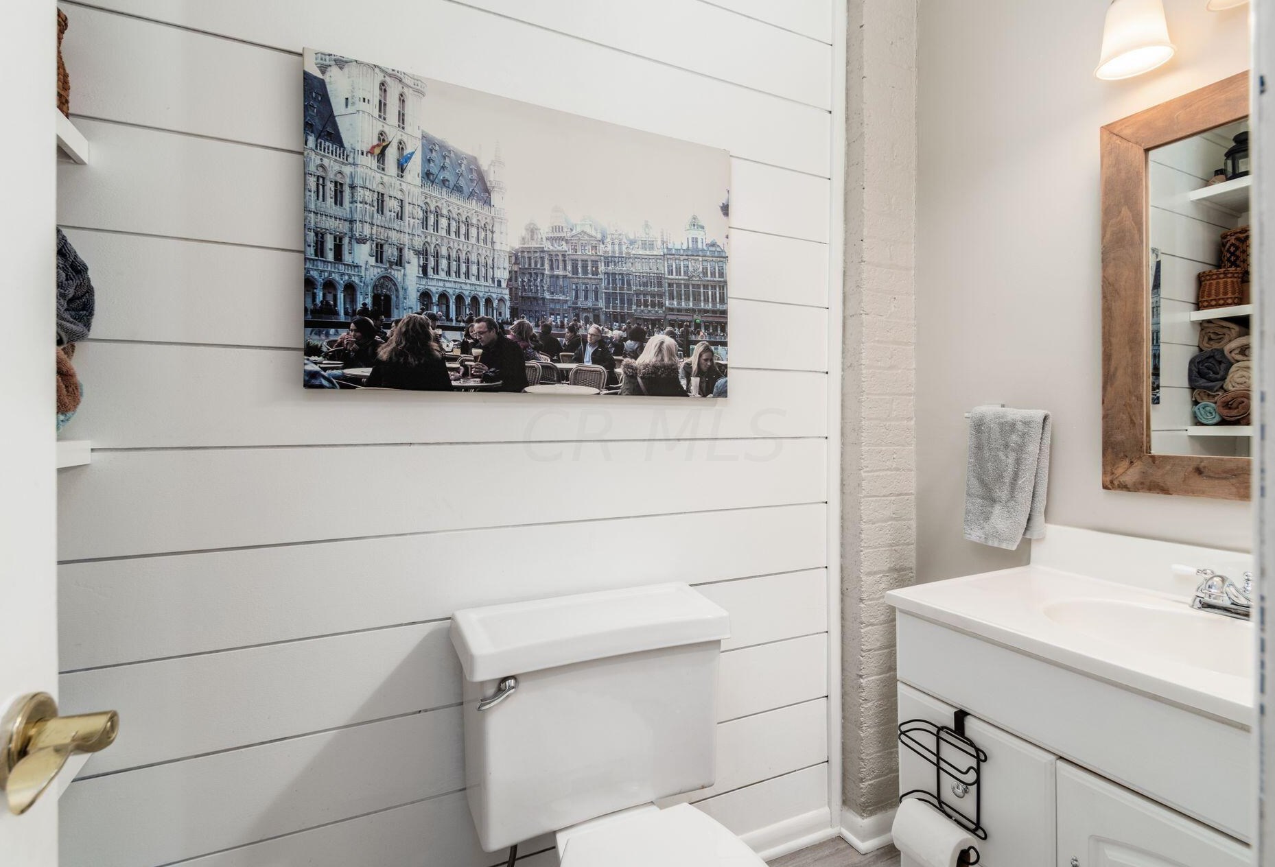 136 Blenheim Rd, Columbus OH 43214-3265 exterior