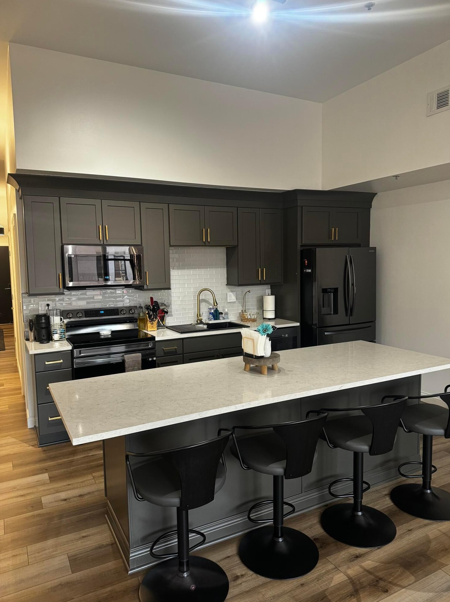 78 E Chestnut St #202, Columbus, OH 43215