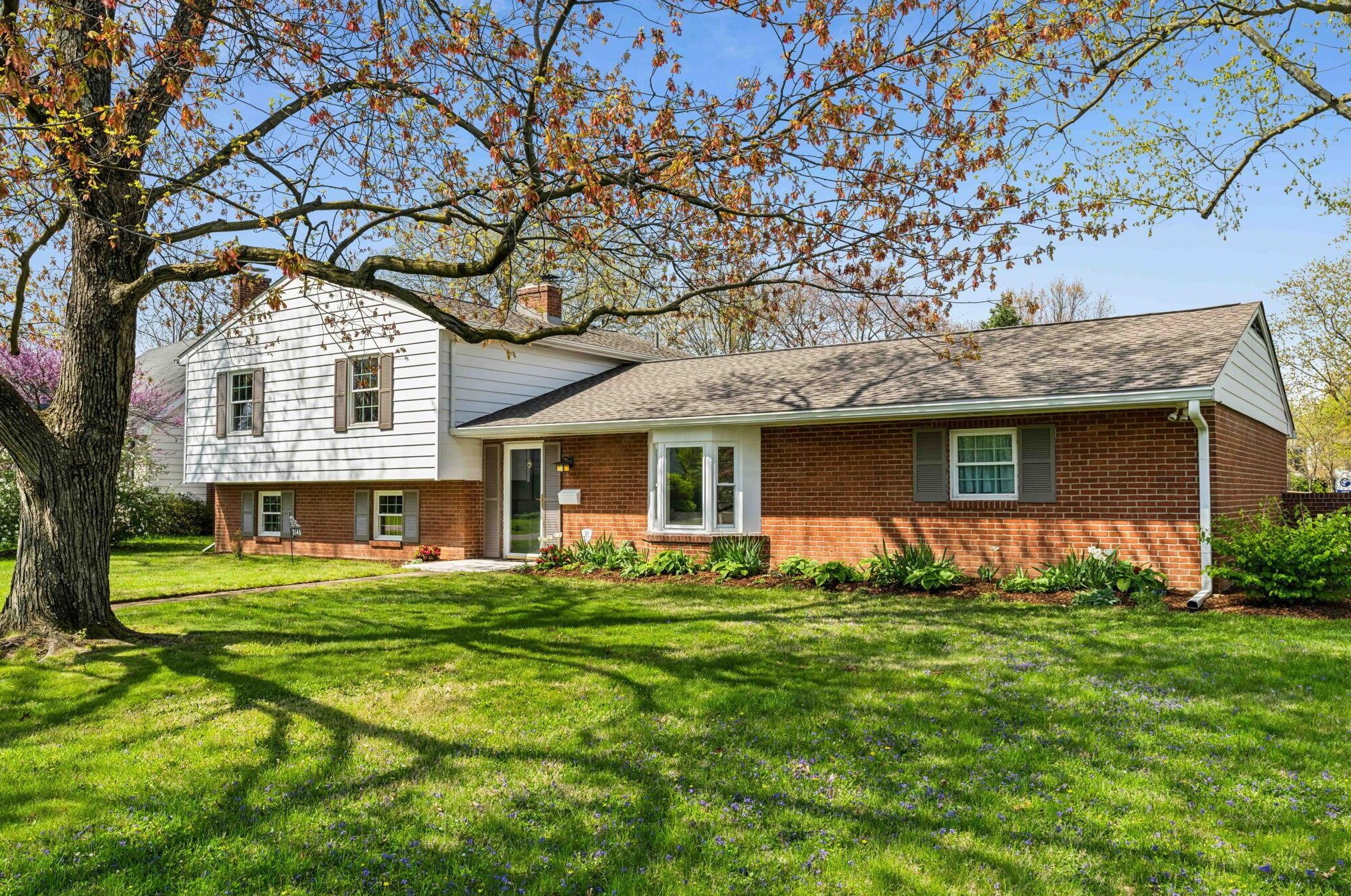 3146 Denver Ave, Columbus, OH 43209-1515