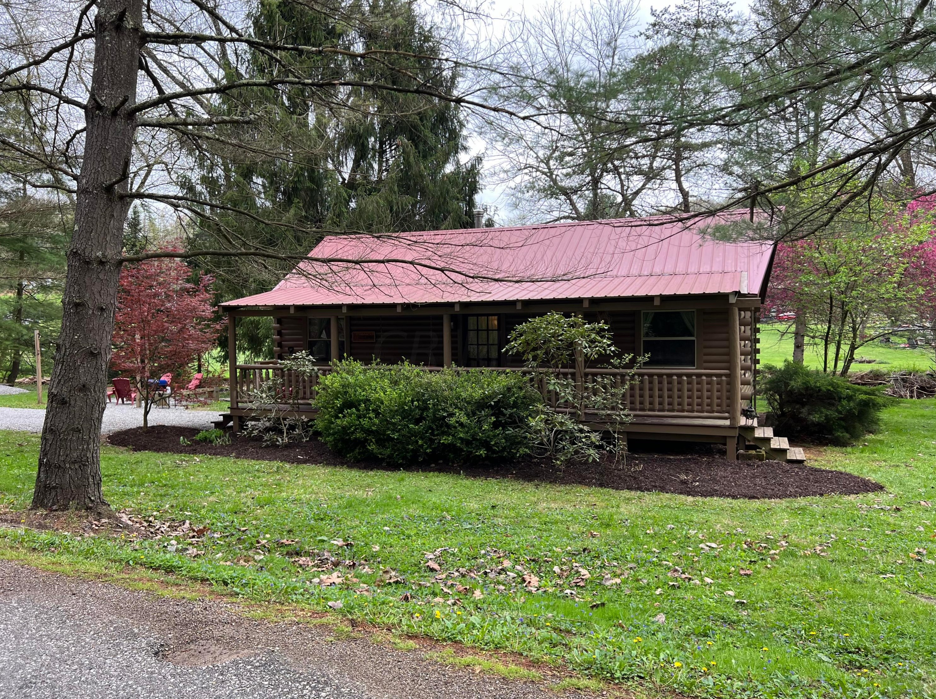 14995 Pleasant Valley Rd, Logan, OH 43138-9237